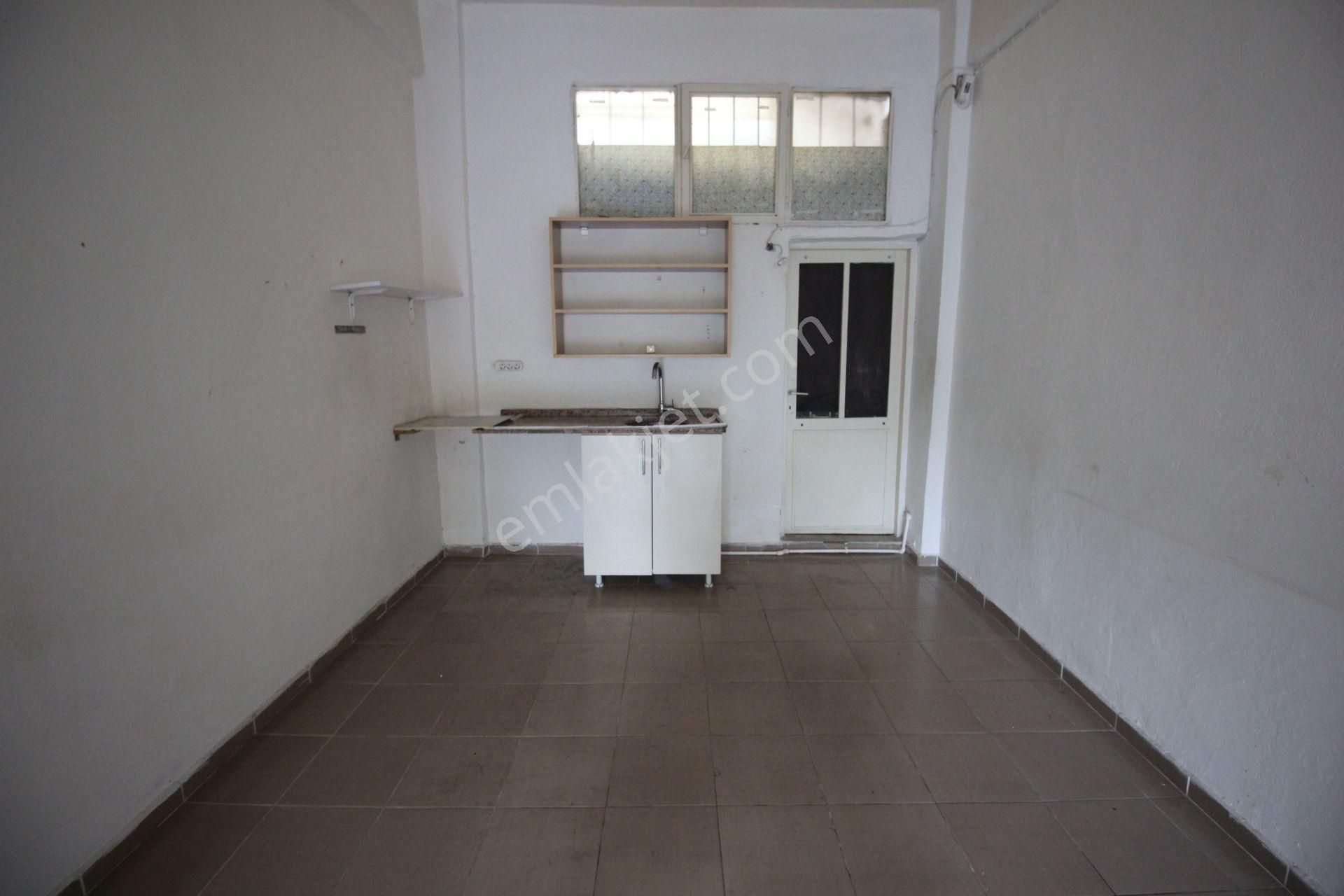 Buca Menderes Caddesi Ve İzbana Yakın Cadde Üstü 30 M2 Kiralık Dükkan - Görsel 35