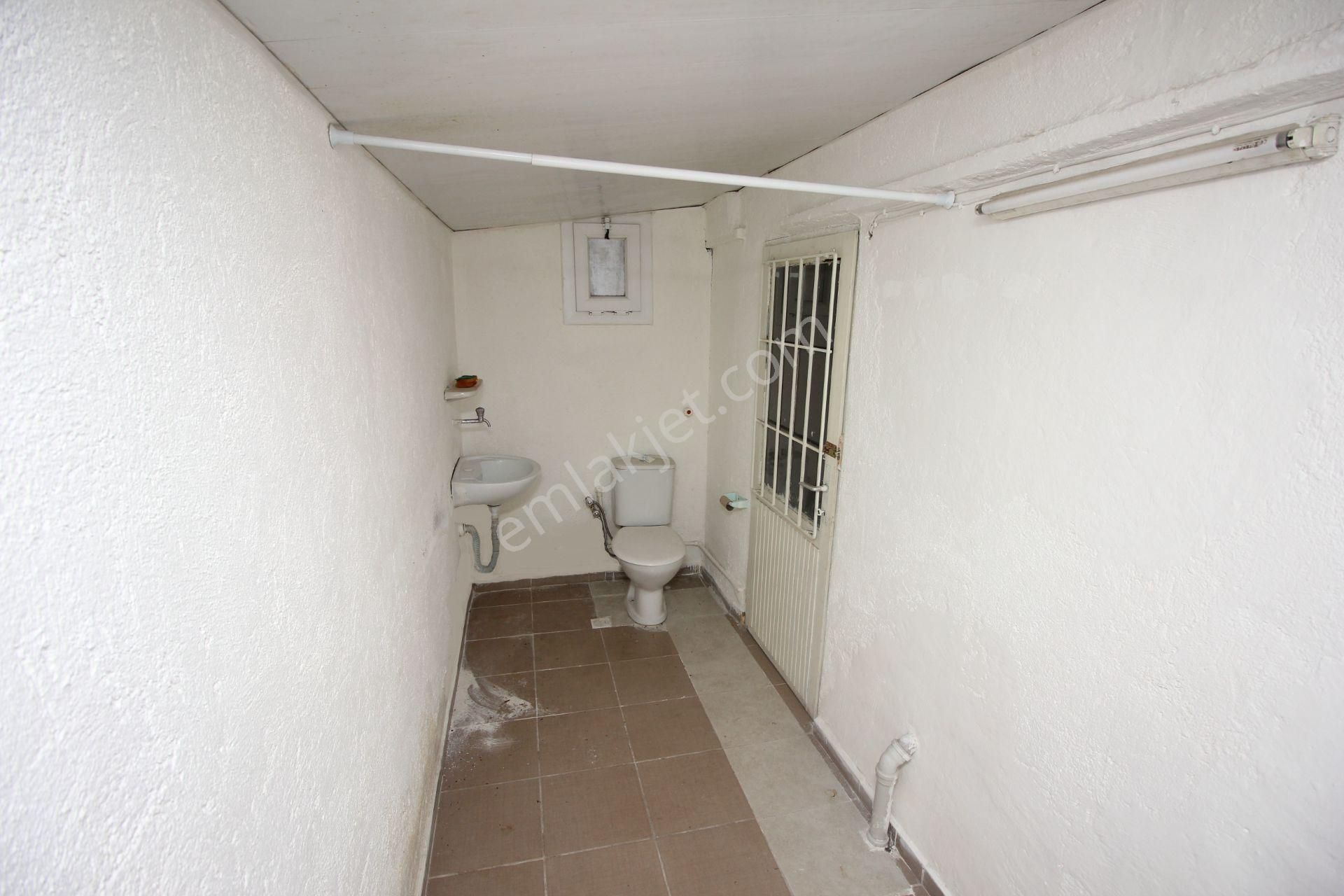 Buca Menderes Caddesi Ve İzbana Yakın Cadde Üstü 30 M2 Kiralık Dükkan - Görsel 17