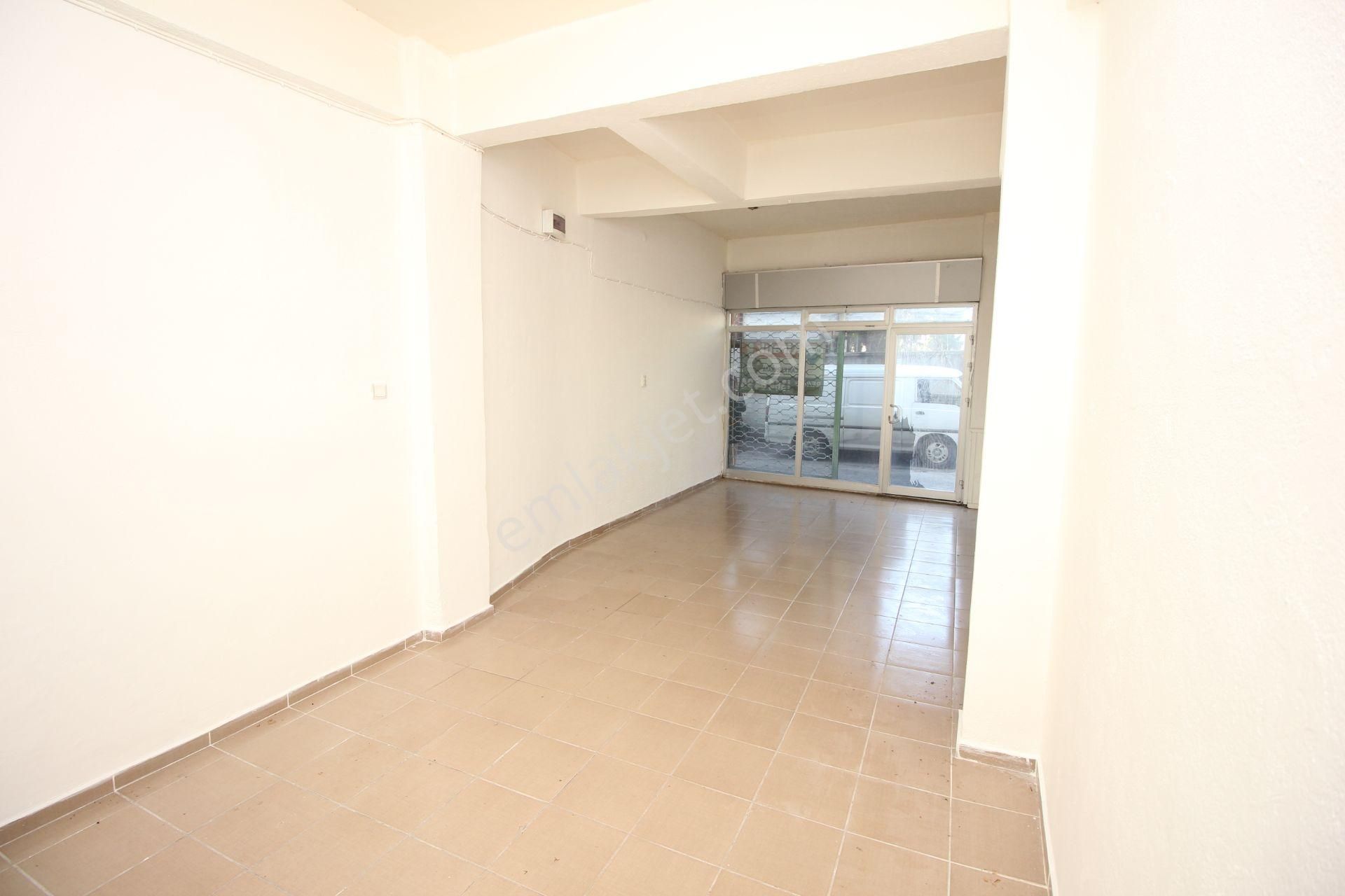 Buca Menderes Caddesi Ve İzbana Yakın Cadde Üstü 30 M2 Kiralık Dükkan - Görsel 9