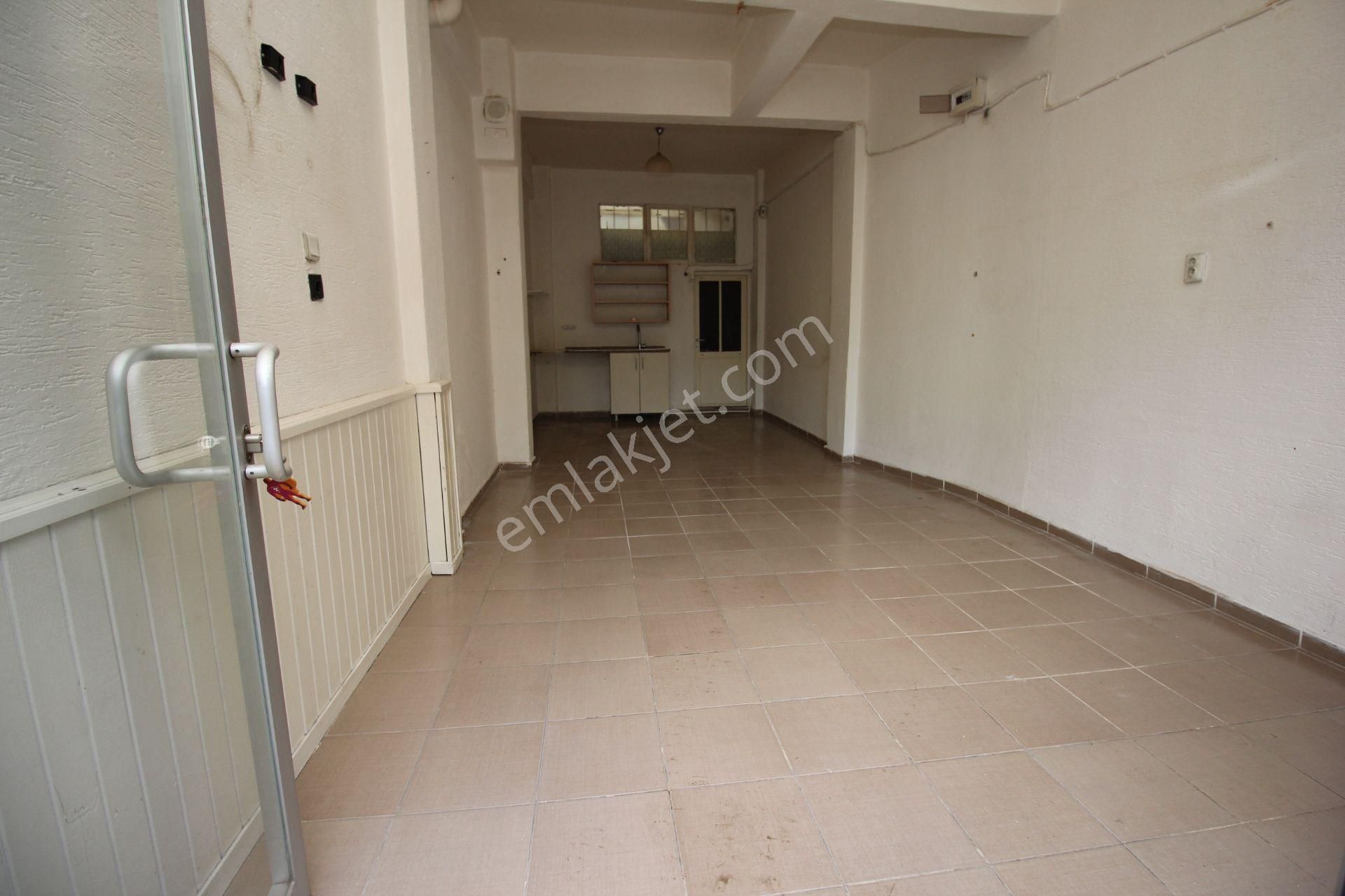 Buca Menderes Caddesi Ve İzbana Yakın Cadde Üstü 30 M2 Kiralık Dükkan - Görsel 33