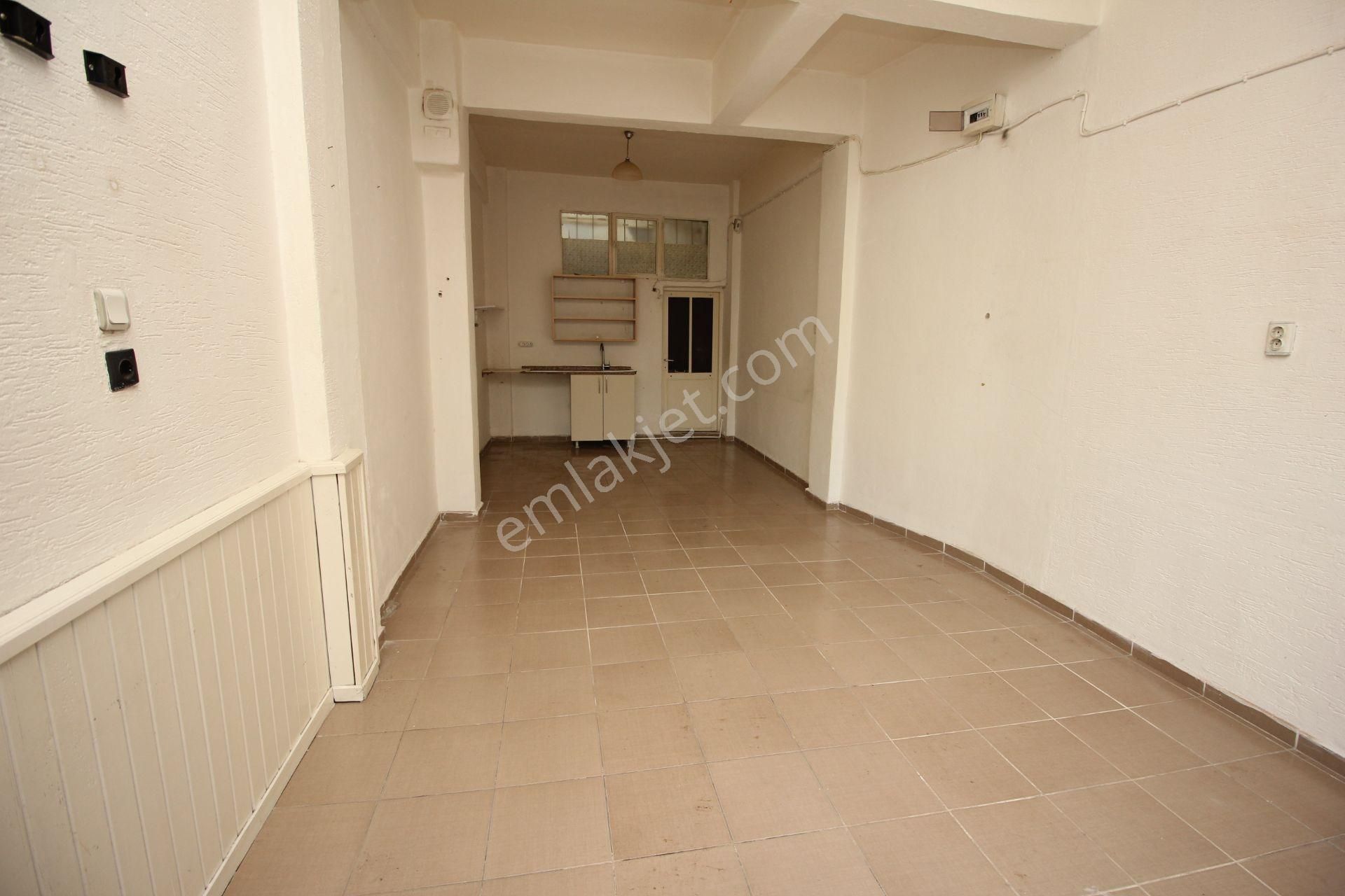 Buca Menderes Caddesi Ve İzbana Yakın Cadde Üstü 30 M2 Kiralık Dükkan - Görsel 28