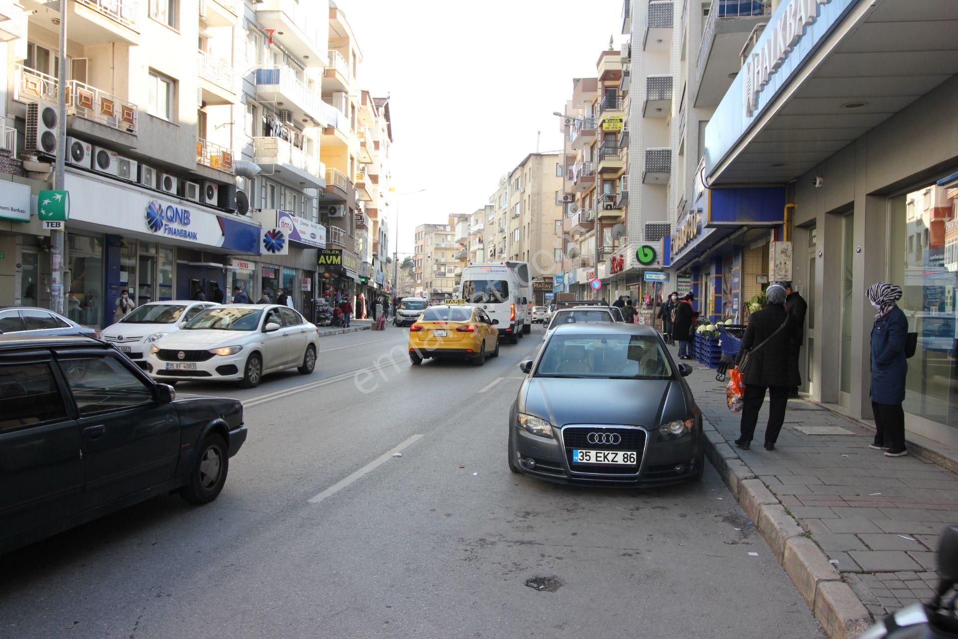 Buca Menderes Caddesi Ve İzbana Yakın Cadde Üstü 30 M2 Kiralık Dükkan - Görsel 23