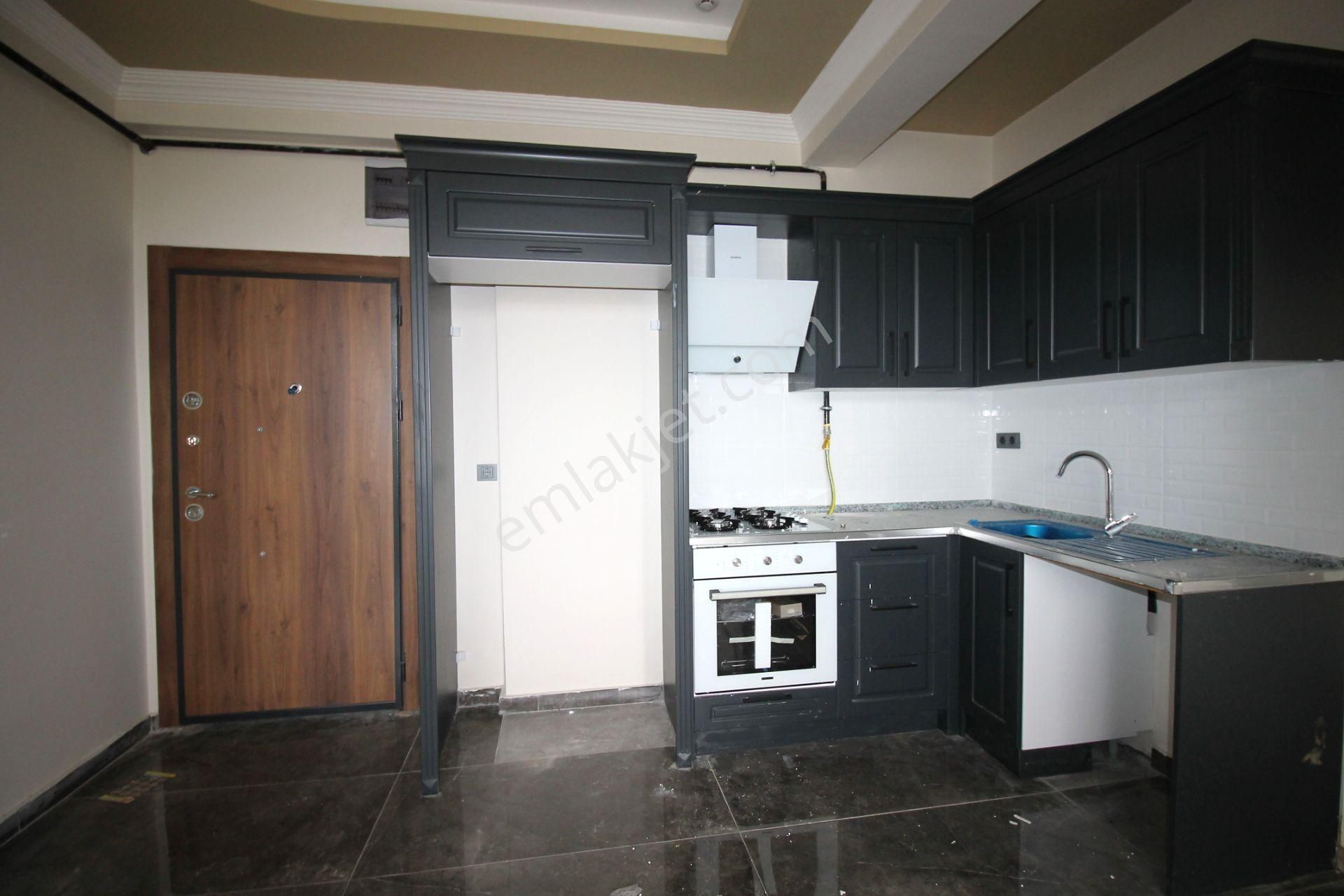 Retro’dan 75.yıl'da Sıfır Site İçi Havuzlu Kiralık 2+1