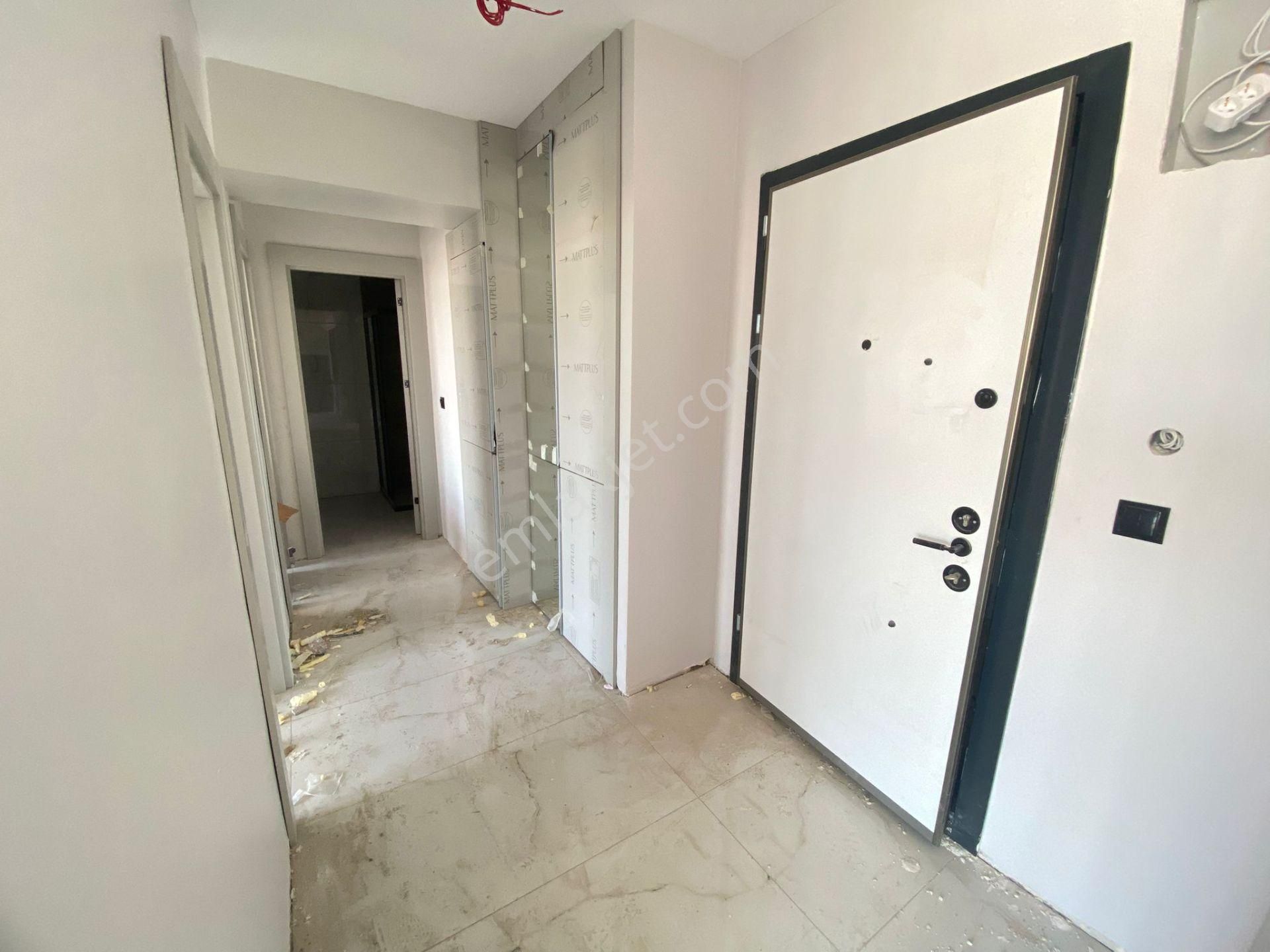 Atanora Vadi'den Crystal Tower 'de Yüksek Katta Manzaralı Lüks 2+1 Daire - Görsel 2