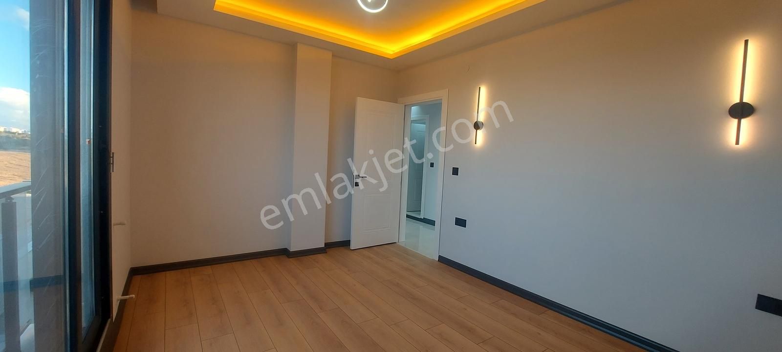 Ultra Lüks Villa 3+1 Ön Cephe Bahçeli - Görsel 20