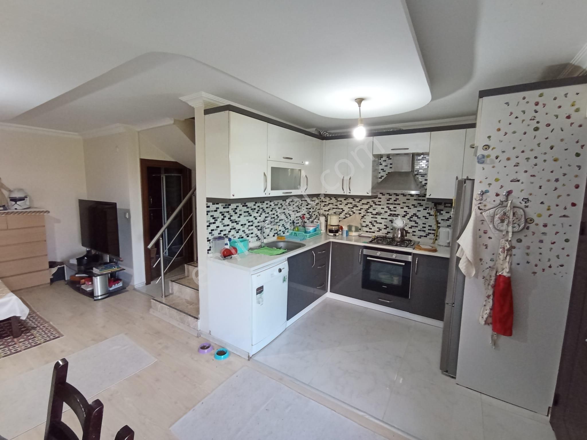 Satılık Yeni Foça Merkez'de Şahane Dubleks Müstakil Ev - Görsel 8