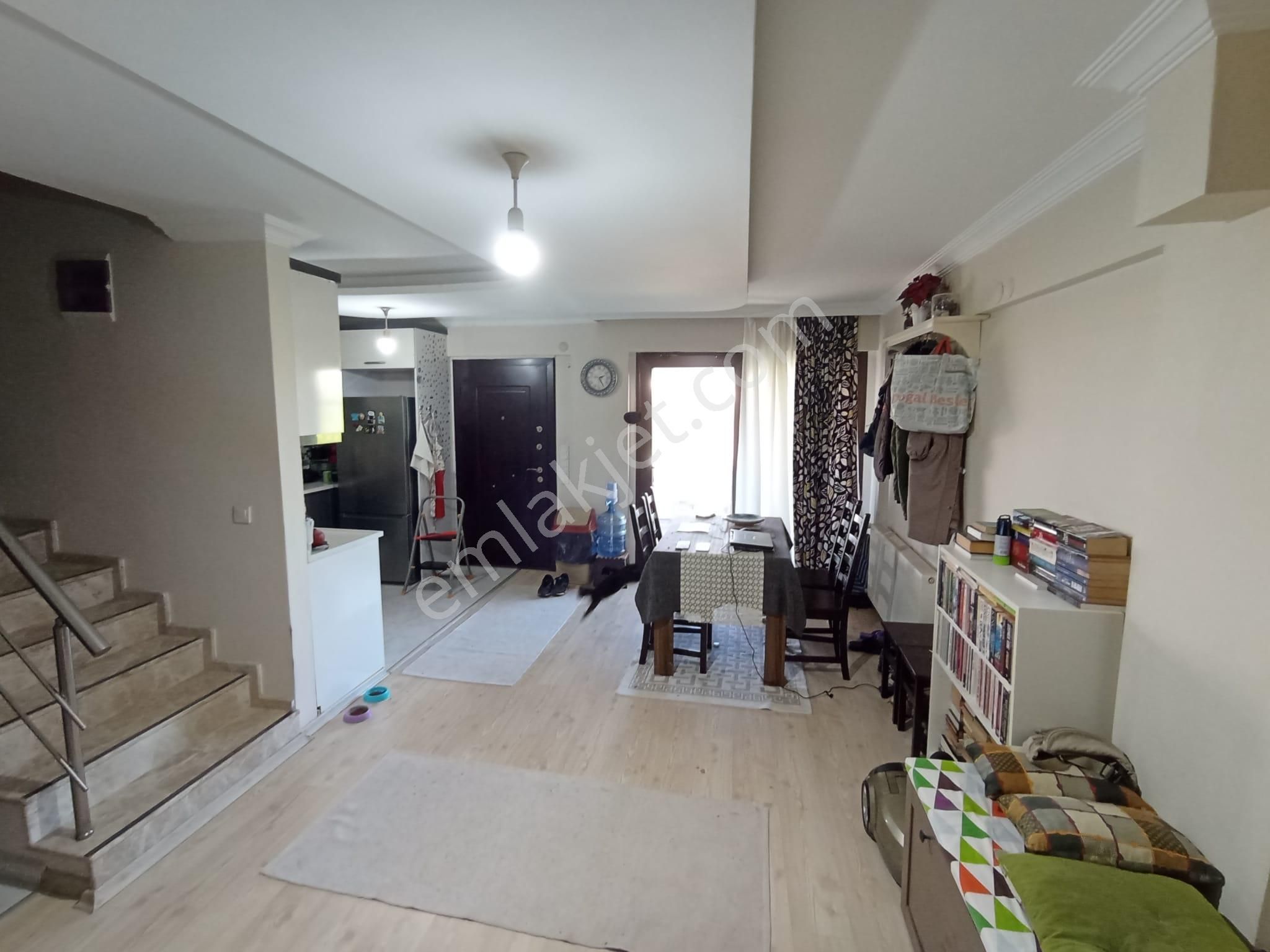 Satılık Yeni Foça Merkez'de Şahane Dubleks Müstakil Ev - Görsel 10