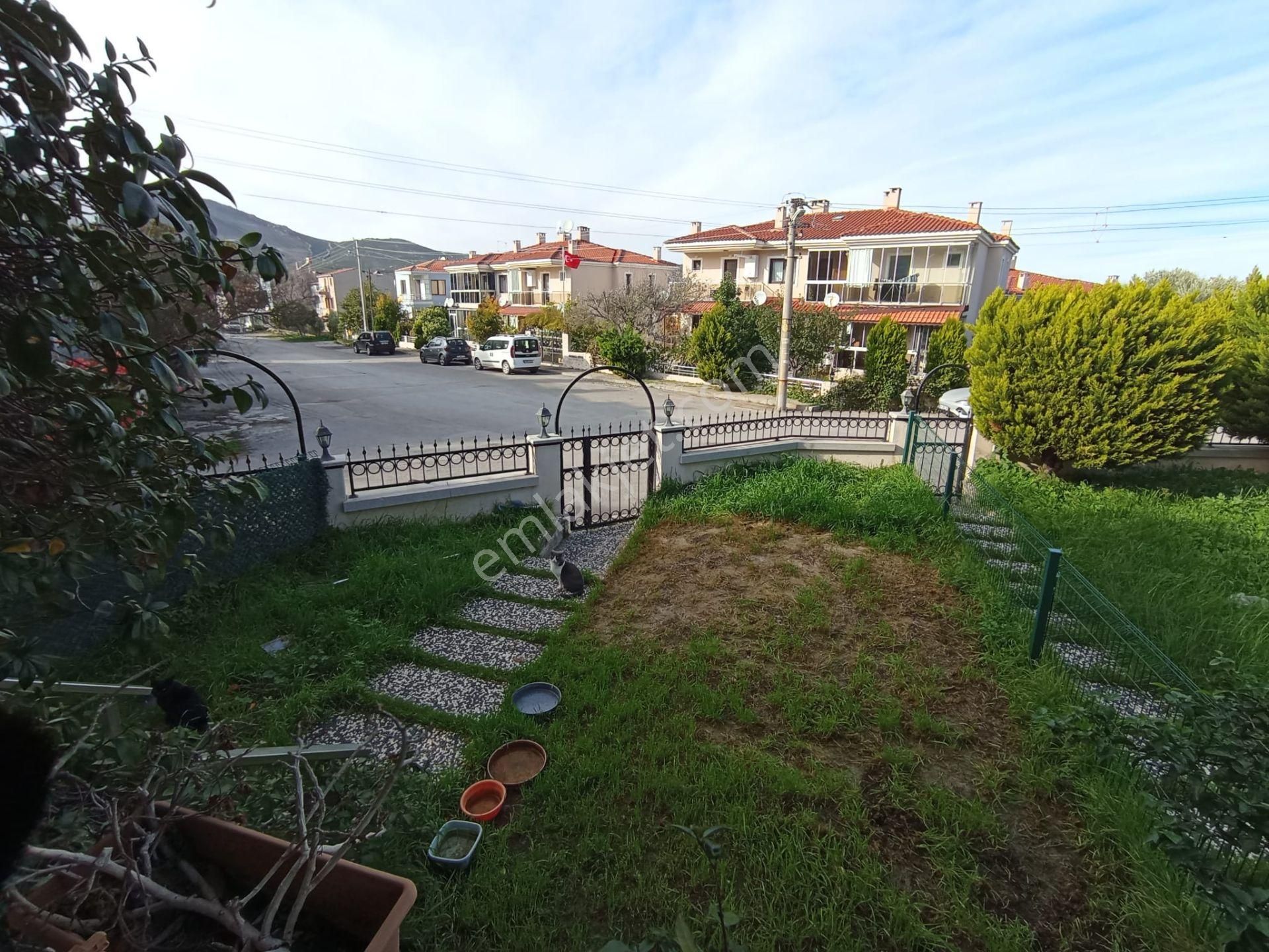 Satılık Yeni Foça Merkez'de Şahane Dubleks Müstakil Ev - Görsel 6