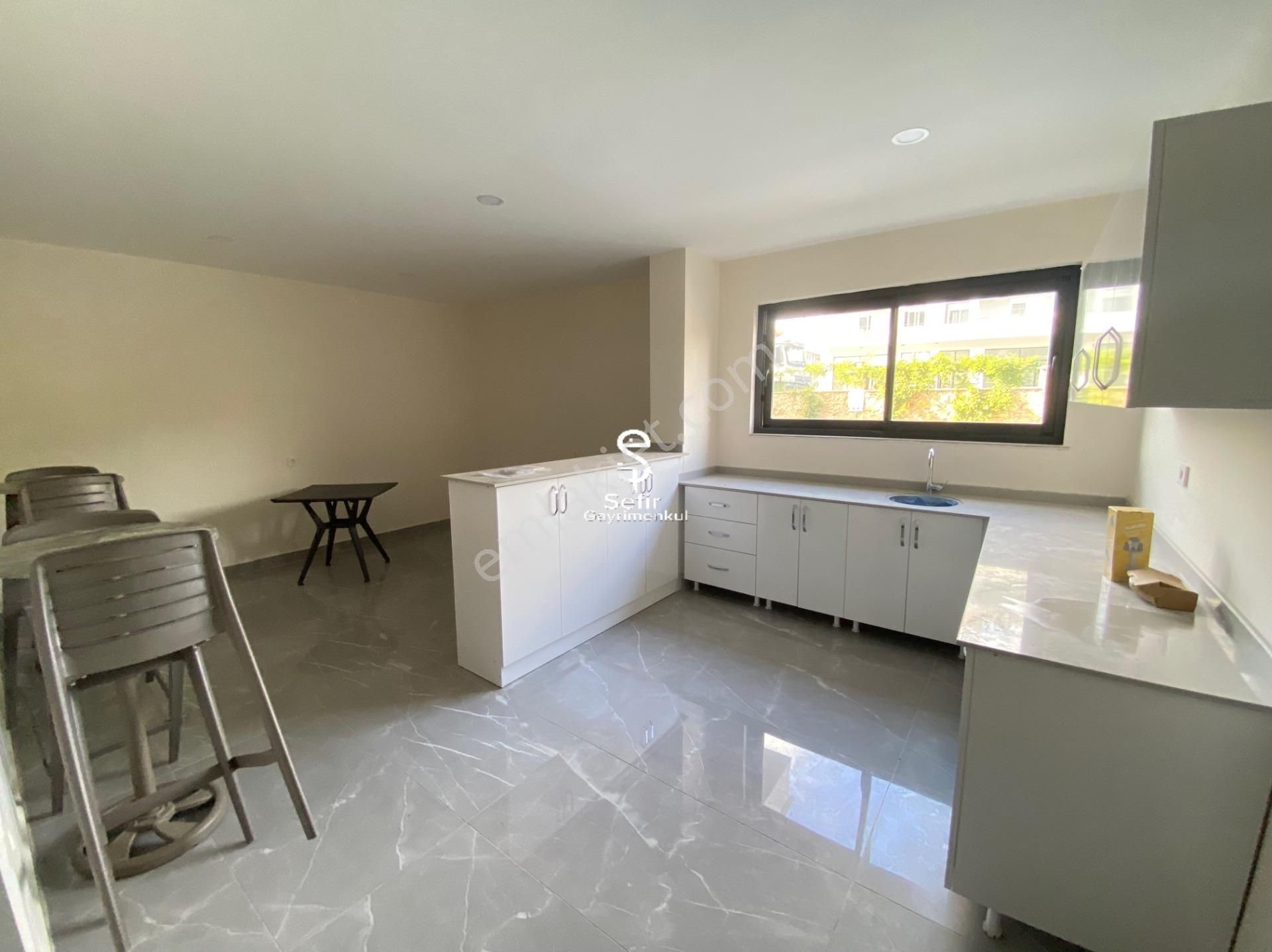 Alanya Oba'da Full Aktiviteli 1+1 Satılık Eşyasız Sıfır Daire - Görsel 20