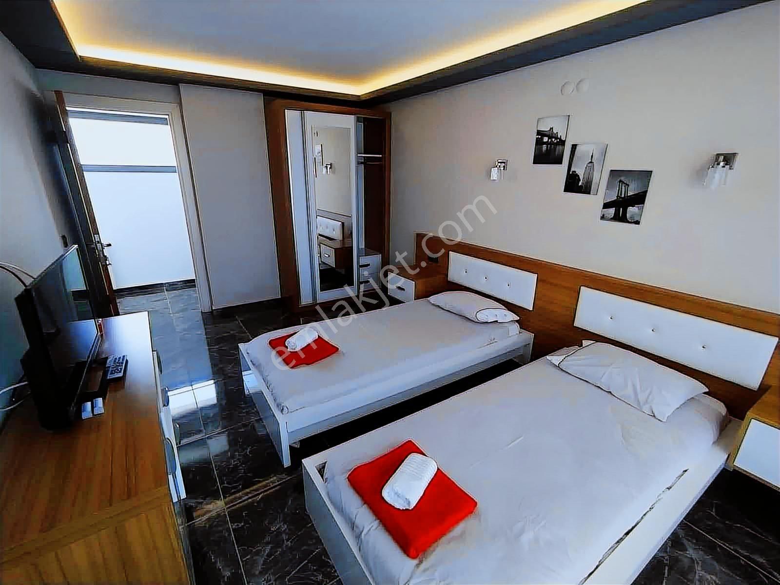 1 Dönüm İçinde 7+2 Malikane Sauna Açık Kapalı Havuz Müştemilat - Görsel 3