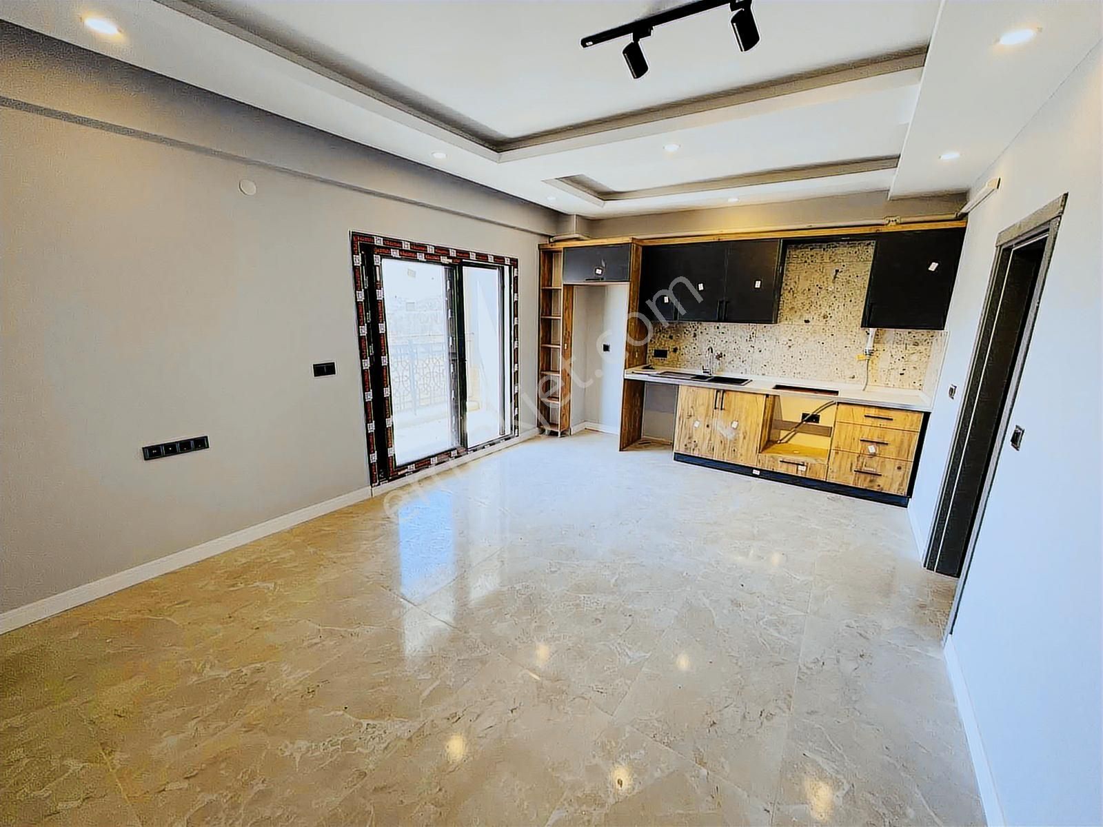 Şehir Merkezine Yakın Havuzlu Butik Sitede 2+1 Daire - Görsel 16