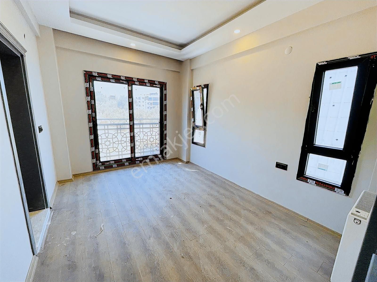 Şehir Merkezine Yakın Havuzlu Butik Sitede 2+1 Daire - Görsel 31