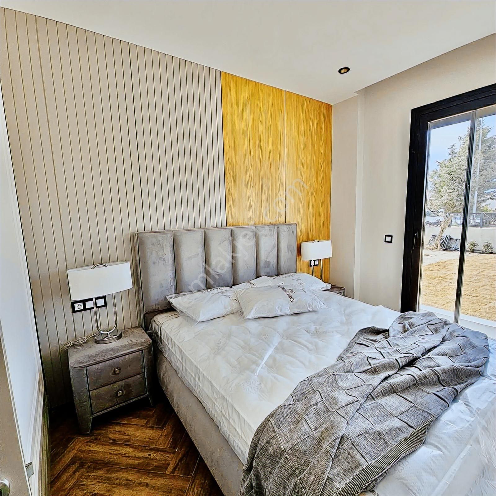 Tek Müstakil Köşe Full Deniz Manzaralı Alt Kat'da Odası Bulunan - Görsel 5