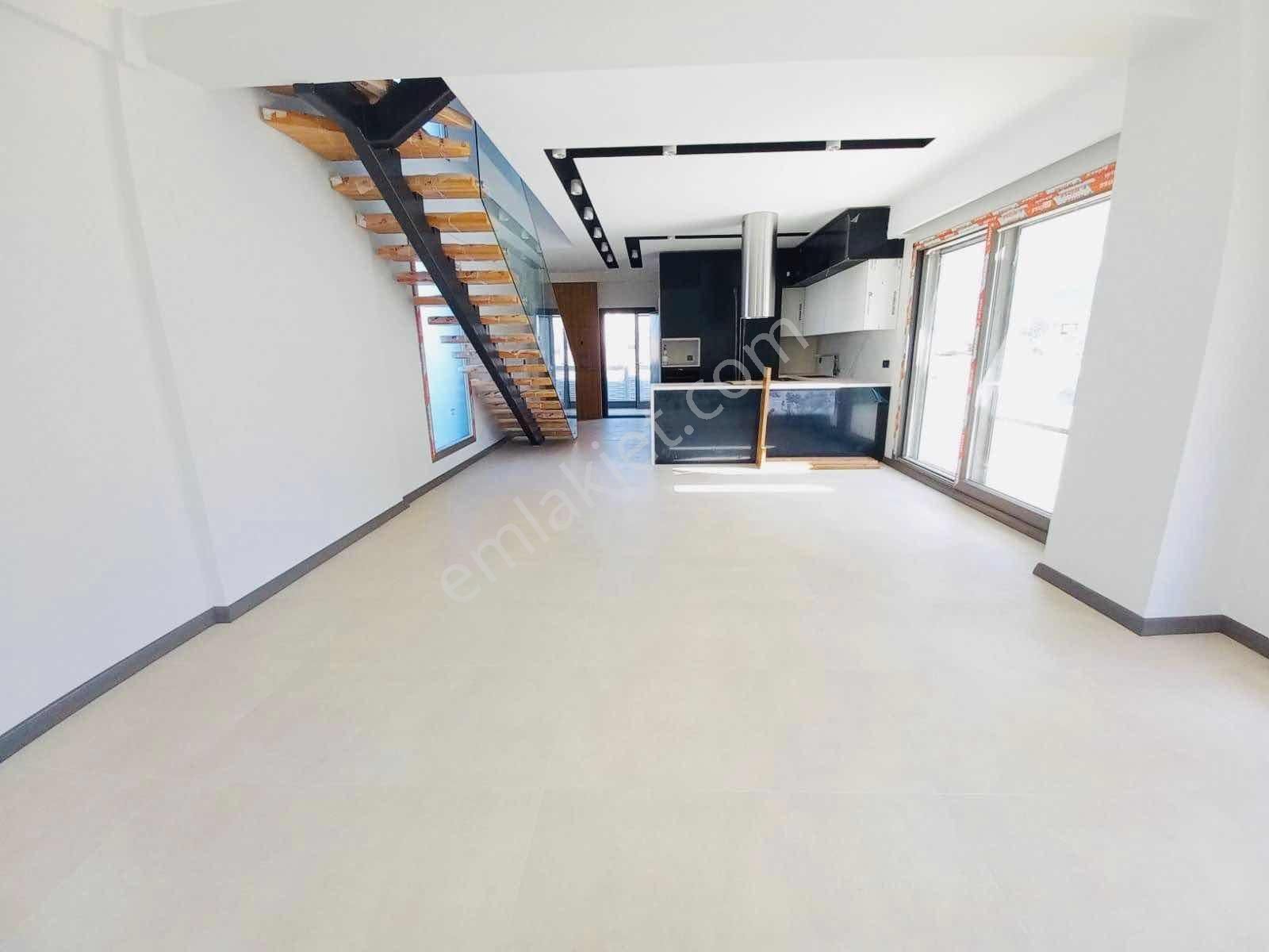 Güzelçamlı 300m2 Arsa İçerisinde Özel Havuz'lu Villa - Görsel 32