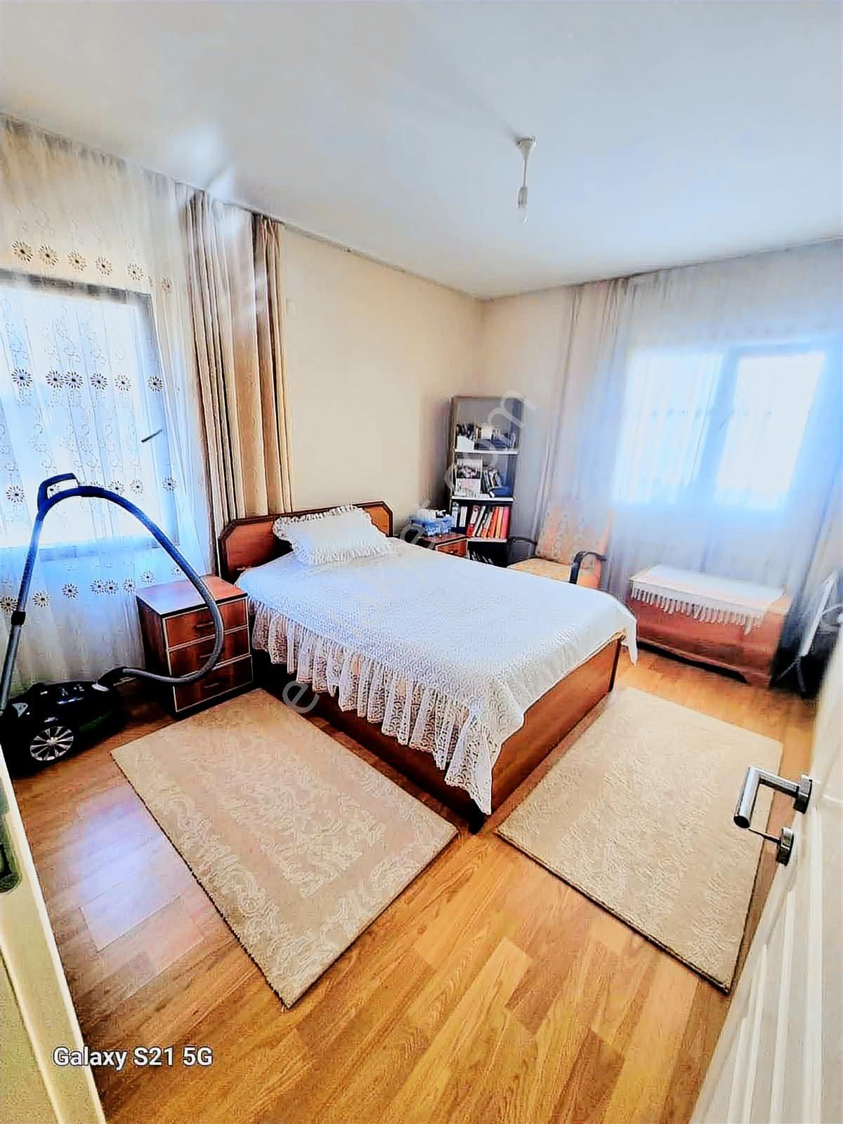 Şehir Merkezine Yakın 2+1 Arakat Havuzlu Sitede - Görsel 7