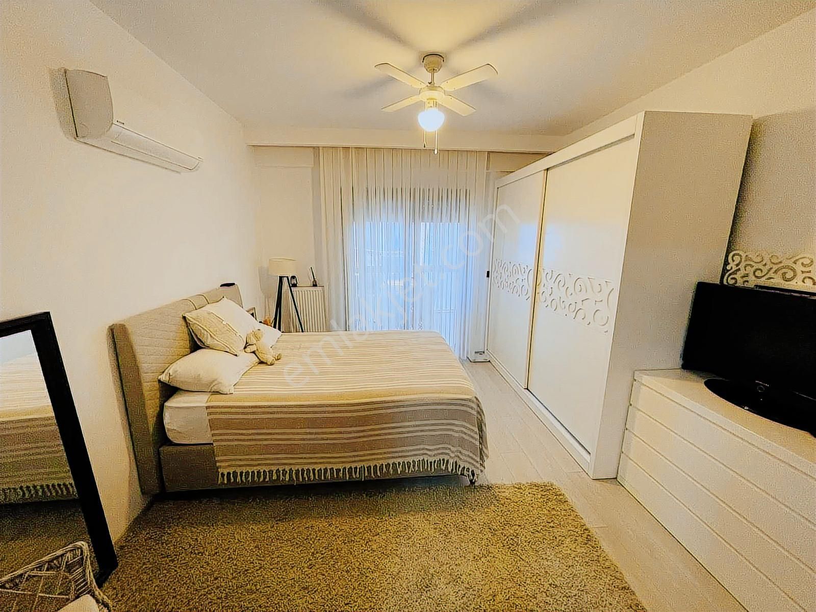 Havuz'lu Site Arakat Kapalı Otoparklı 3+1 Manzaralı - Görsel 8