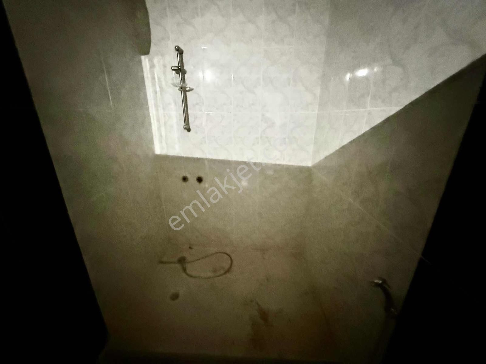 Uydukent Kumru Sitesi Çift Asansörlü Dairede Hiç Oturulmamış - Görsel 25