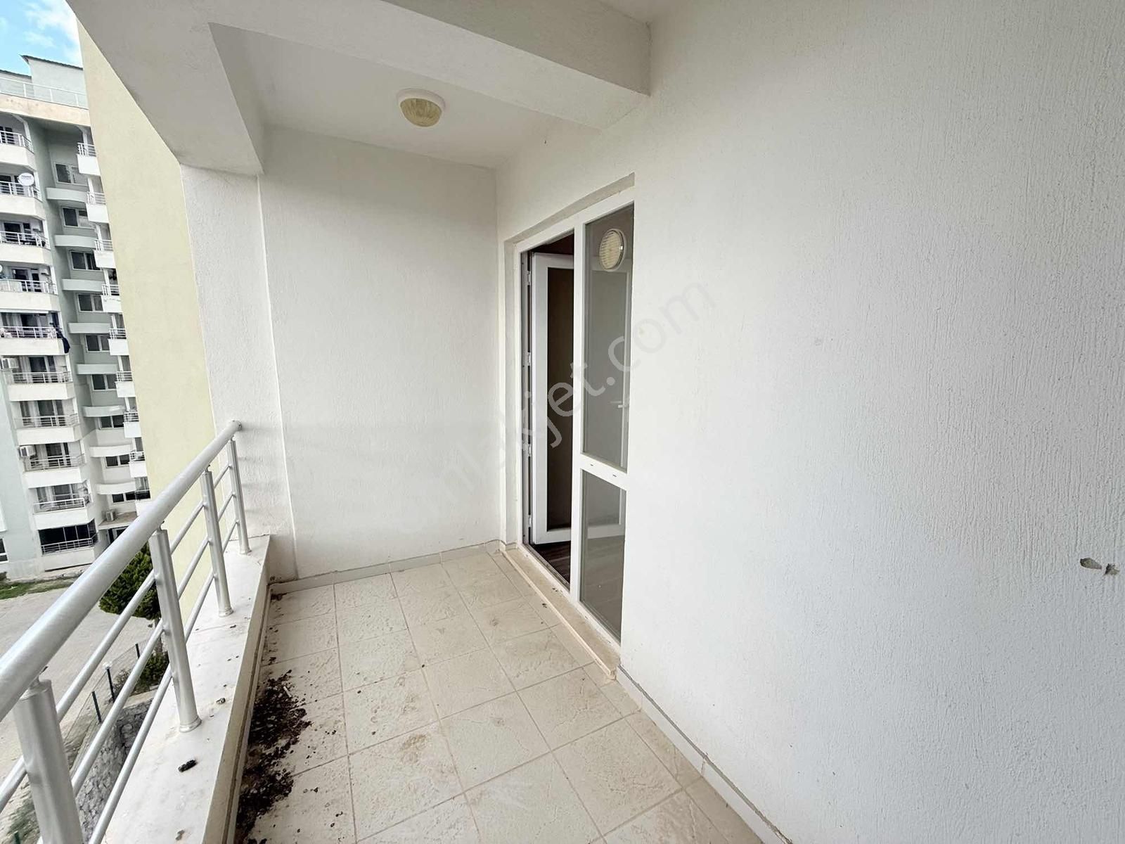 Uydukent Önüne Pazar Kurulan Dolmuş Geçen 2+1 Daire - Görsel 17