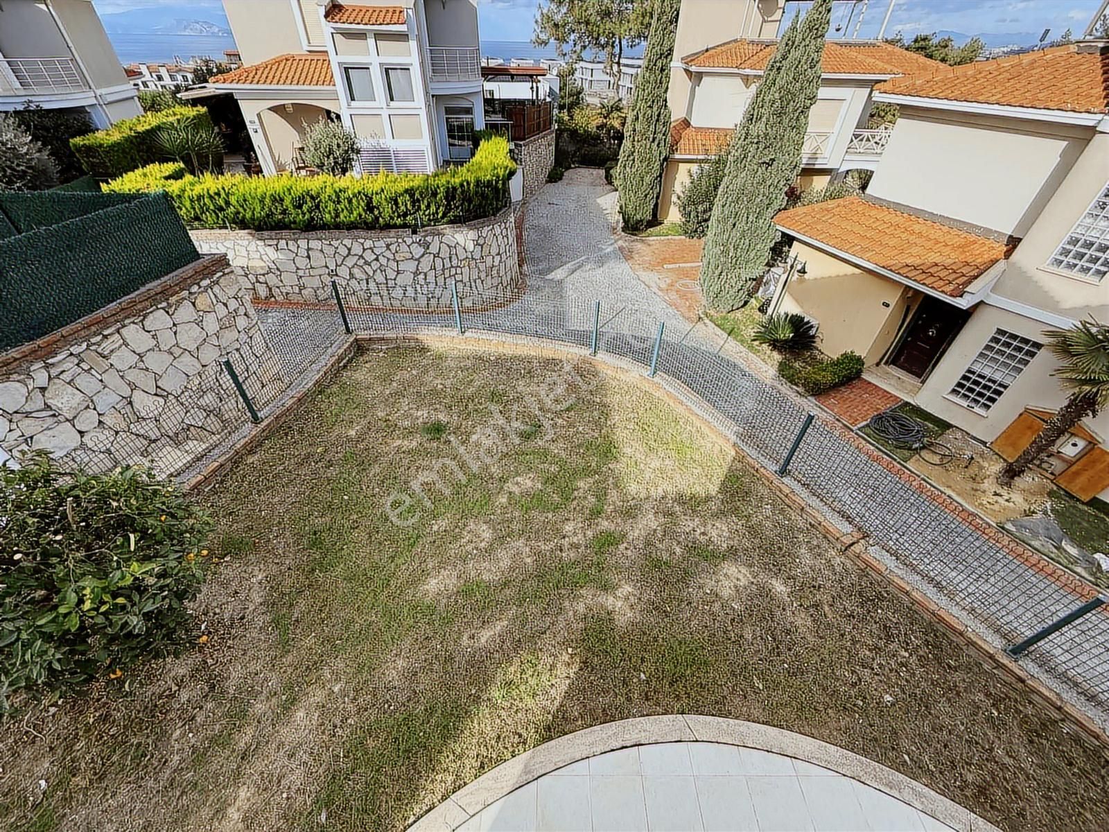 Güvenlikli Site Tek Müstakil İstenirse Özel Havuz Yapılabilir - Görsel 10