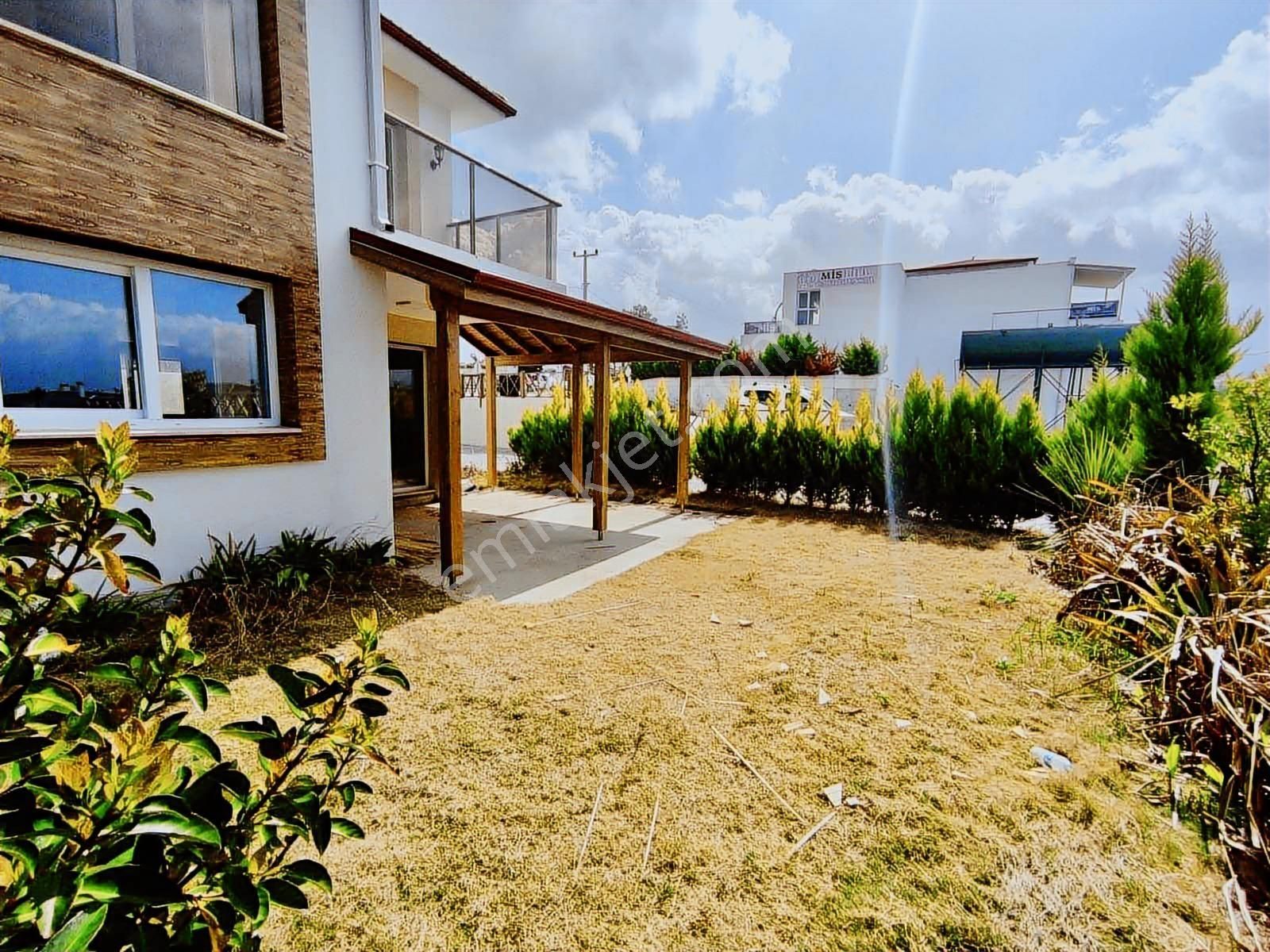 Sahil Siteleri Denize Yürüme Mesafesinde 3+1 Bahçeli Yazlık - Görsel 14