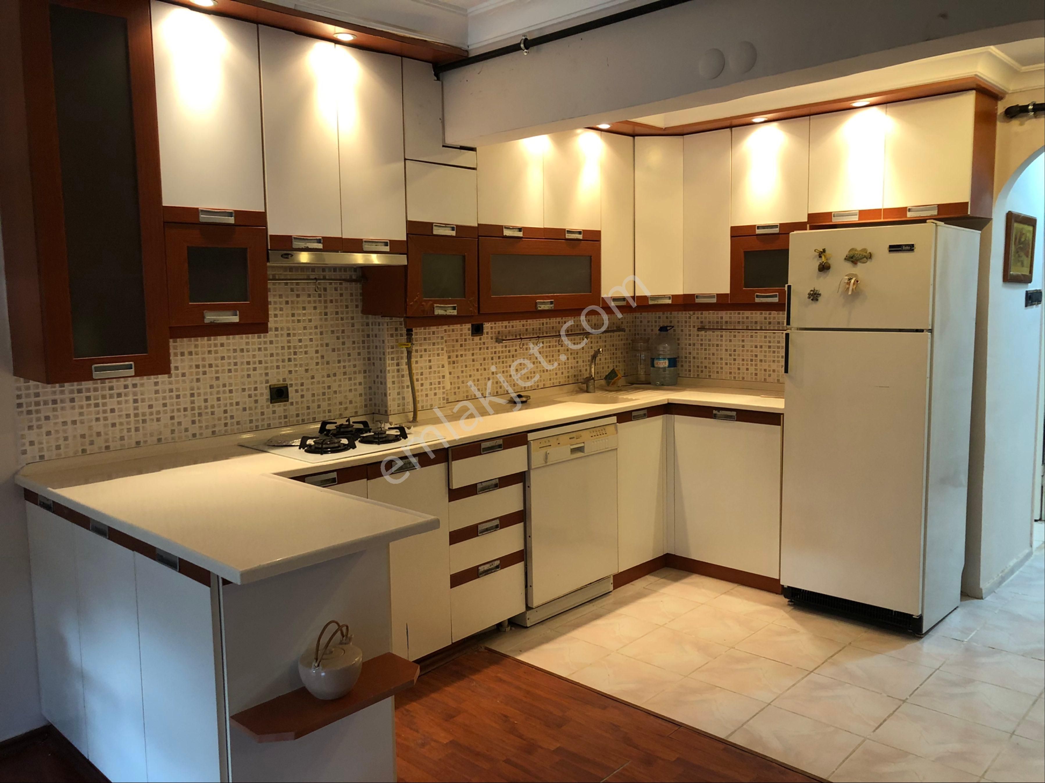 İstanbul Tuzla Postane Mahallesinde Havuzlu Site İçerisinde 2+1 Full Eşyalı Kiralık Daire - Görsel 9