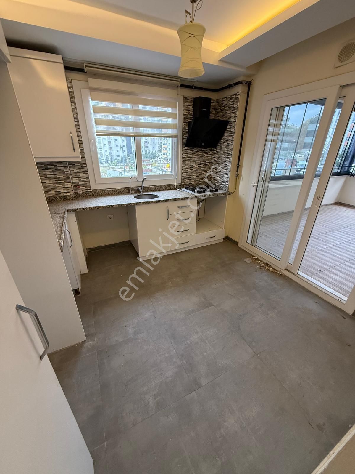 Yüzüncü Yılda Masrafsız Teraslı Ultra Geniş 2+1 Kapalı Mutfak - Görsel 3