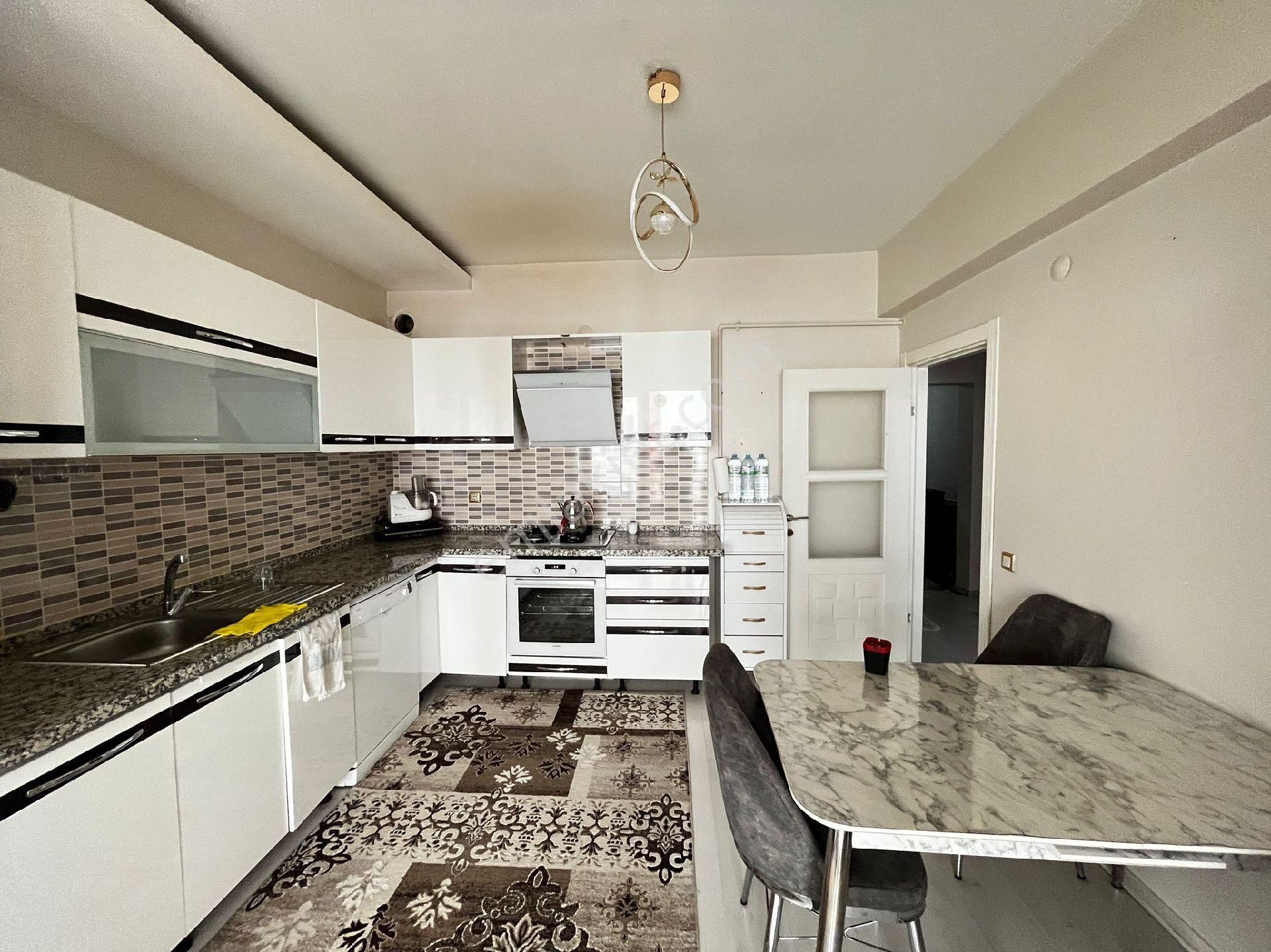 Halefhoca Caddesinde Site İçi Yaşam - Görsel 7