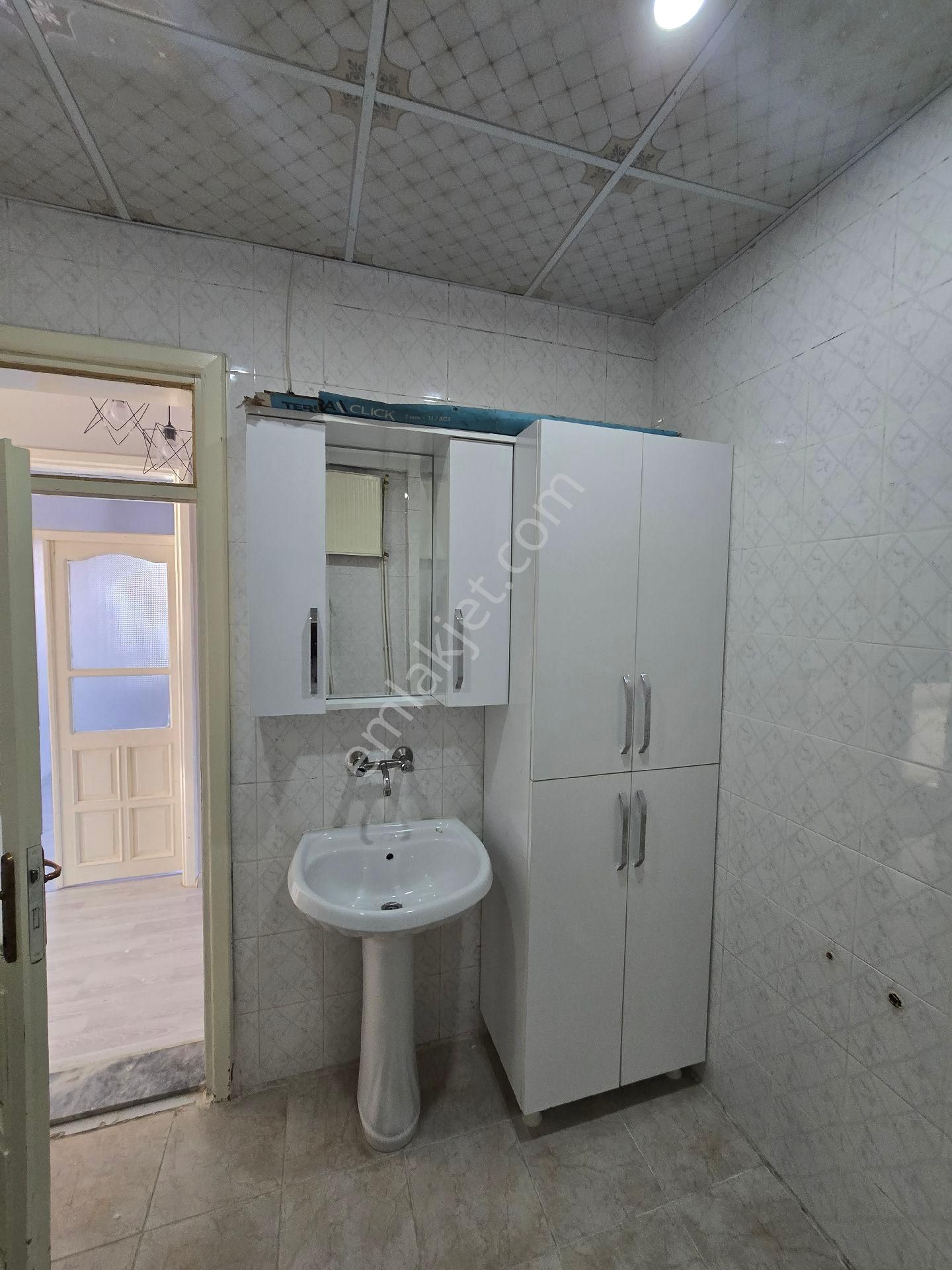 Fatih Emlak'tan Kiralık 4 Odalı Bakımlı Daire - Görsel 18