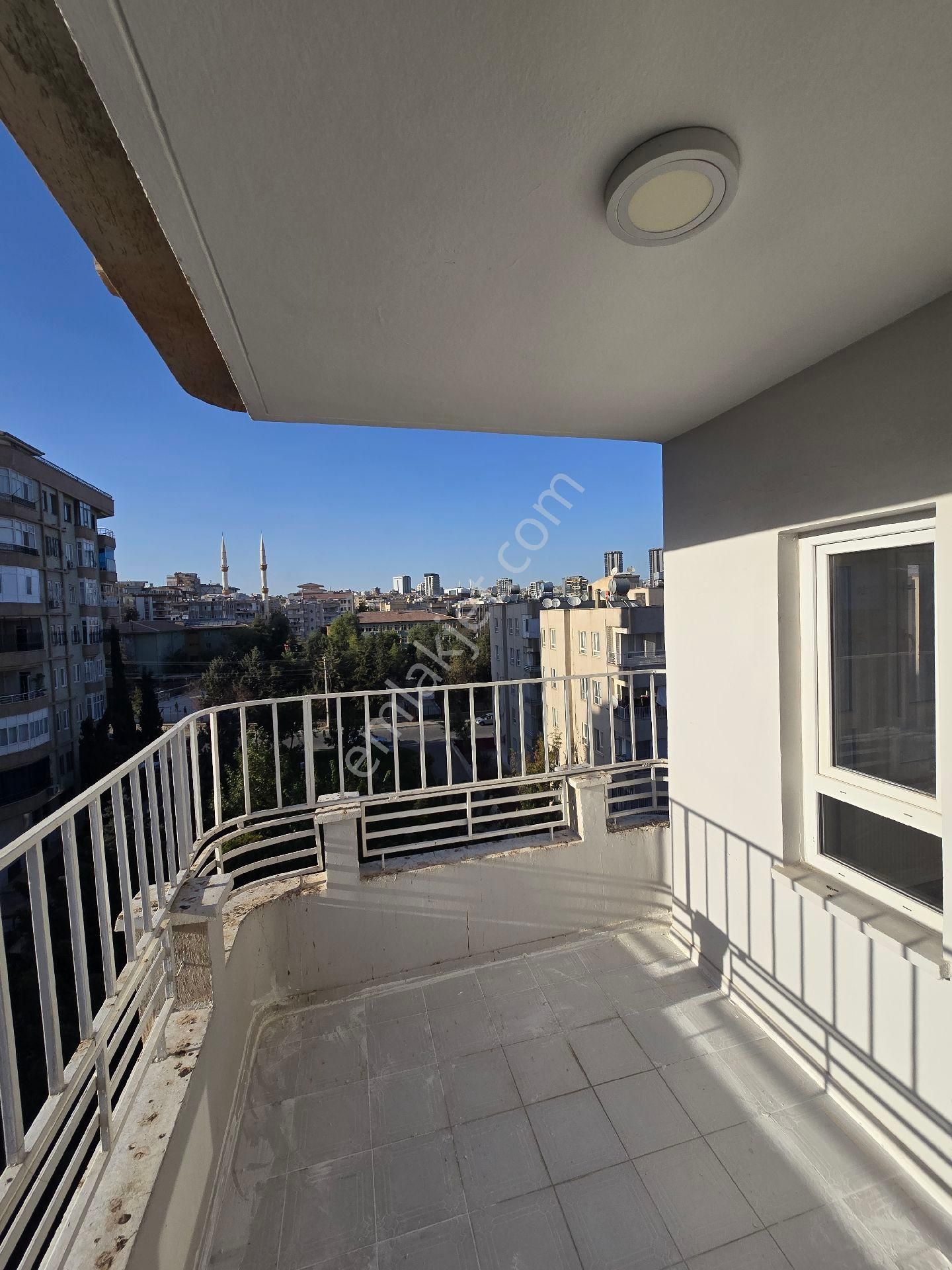 Fatih Emlak'tan Kiralık 4 Odalı Bakımlı Daire - Görsel 9