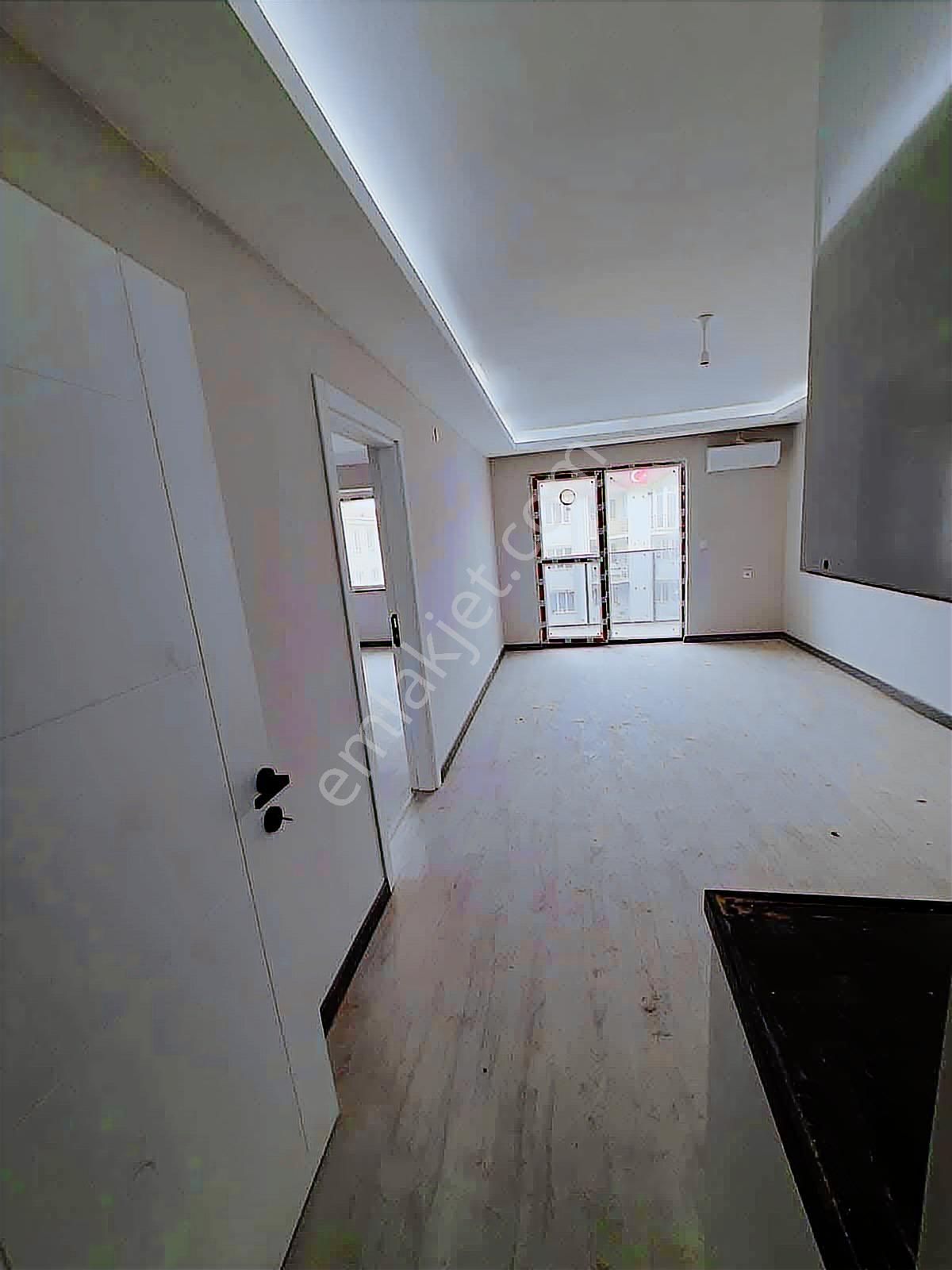 Mehmetoğlu Gayrimenkul Den Muhittin Mah. 1+1 Lüx Sitede Daire - Görsel 28