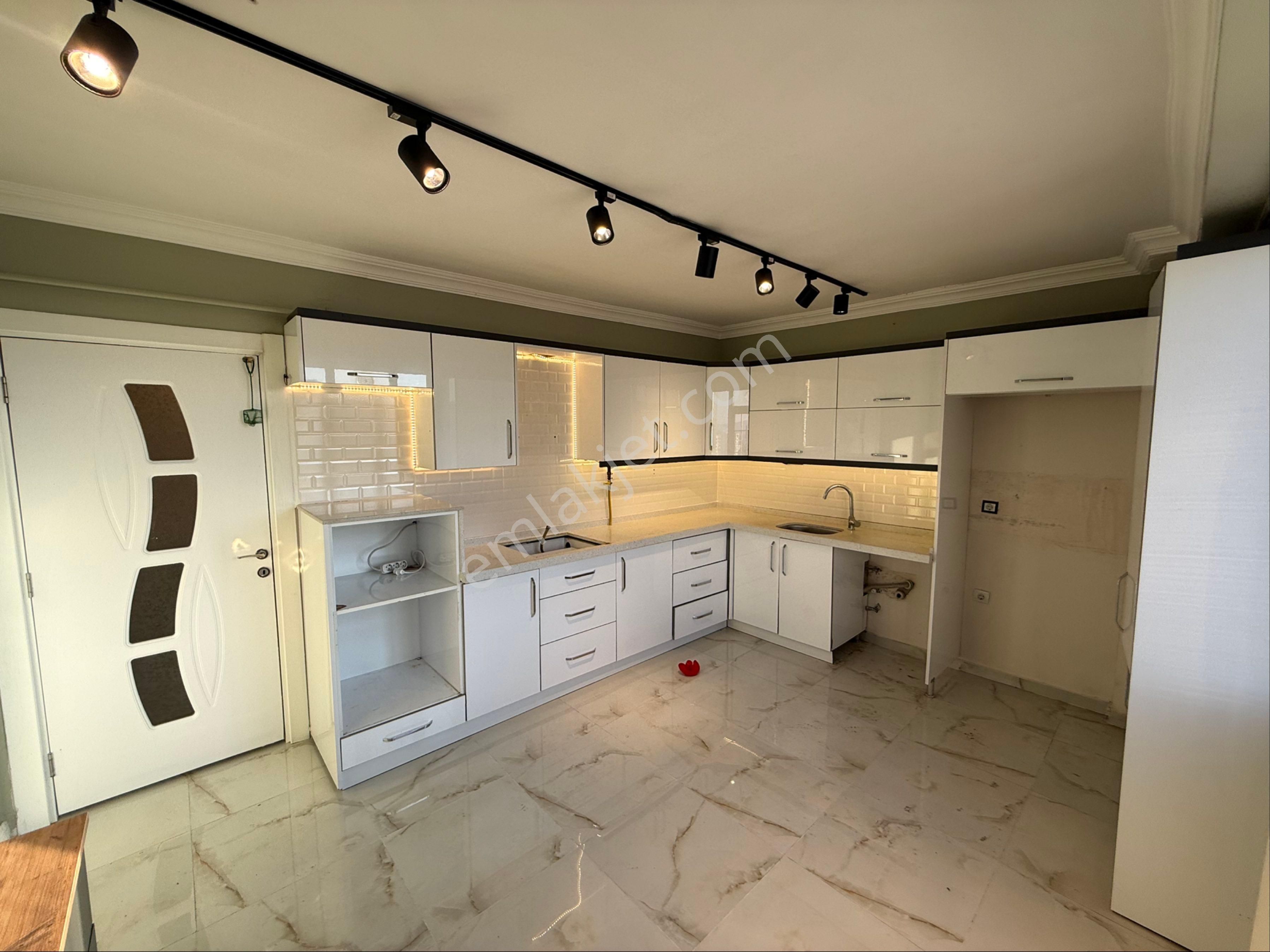 Jettir’den Güzelşehirde Satılık 3+1 Daire Ara Kat Önü Açık - Görsel 16