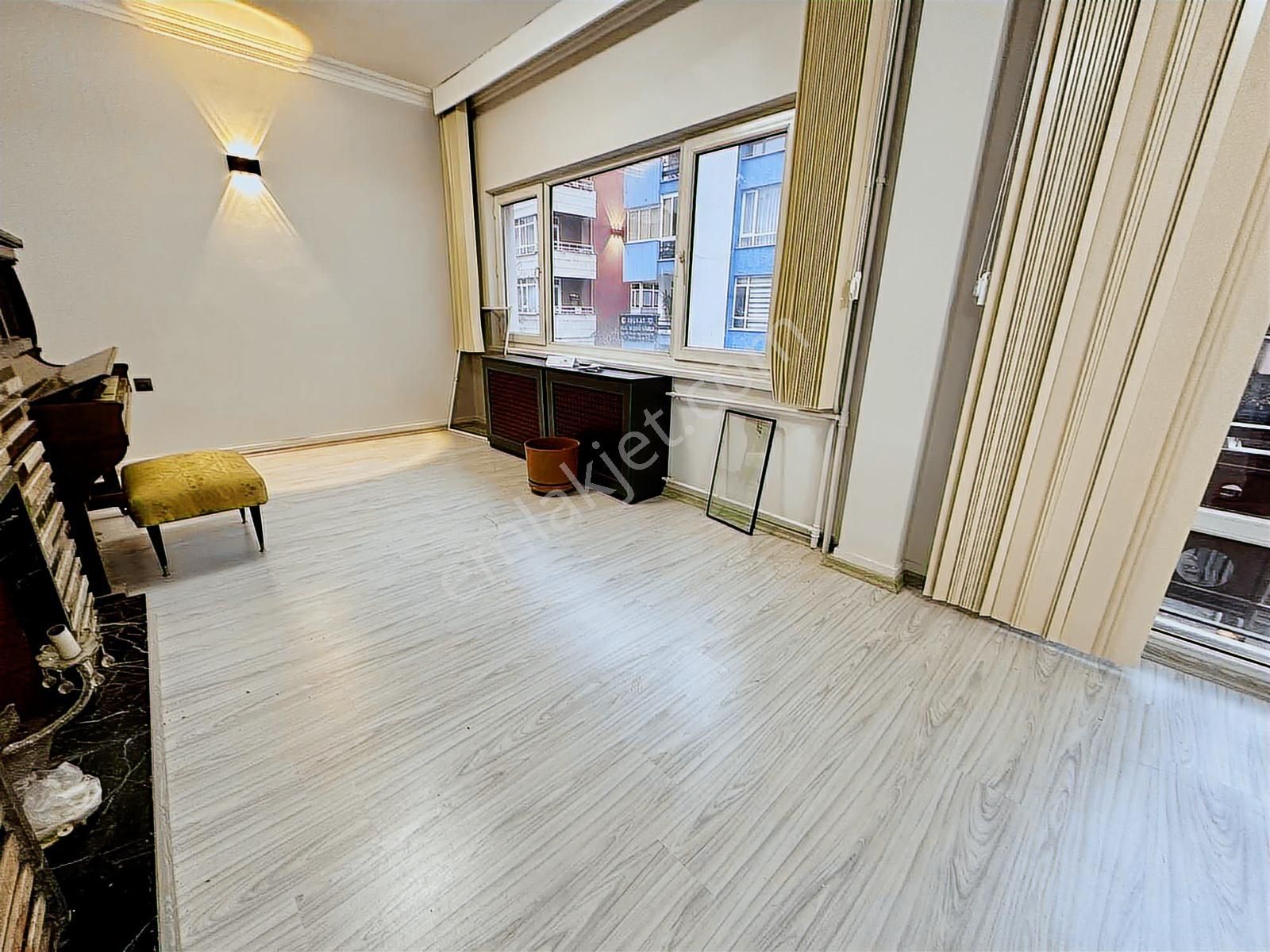 Tunalı Bestekar Sokakta 2+1 Ara Katta Bakımlı Kiralık Fırsatı!!! - Görsel 8