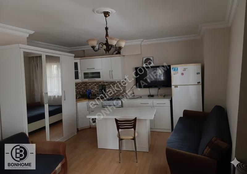 Satılık Şehir Merkezi 1+1 Daire (yüksek Kira Getirili) - Görsel 2