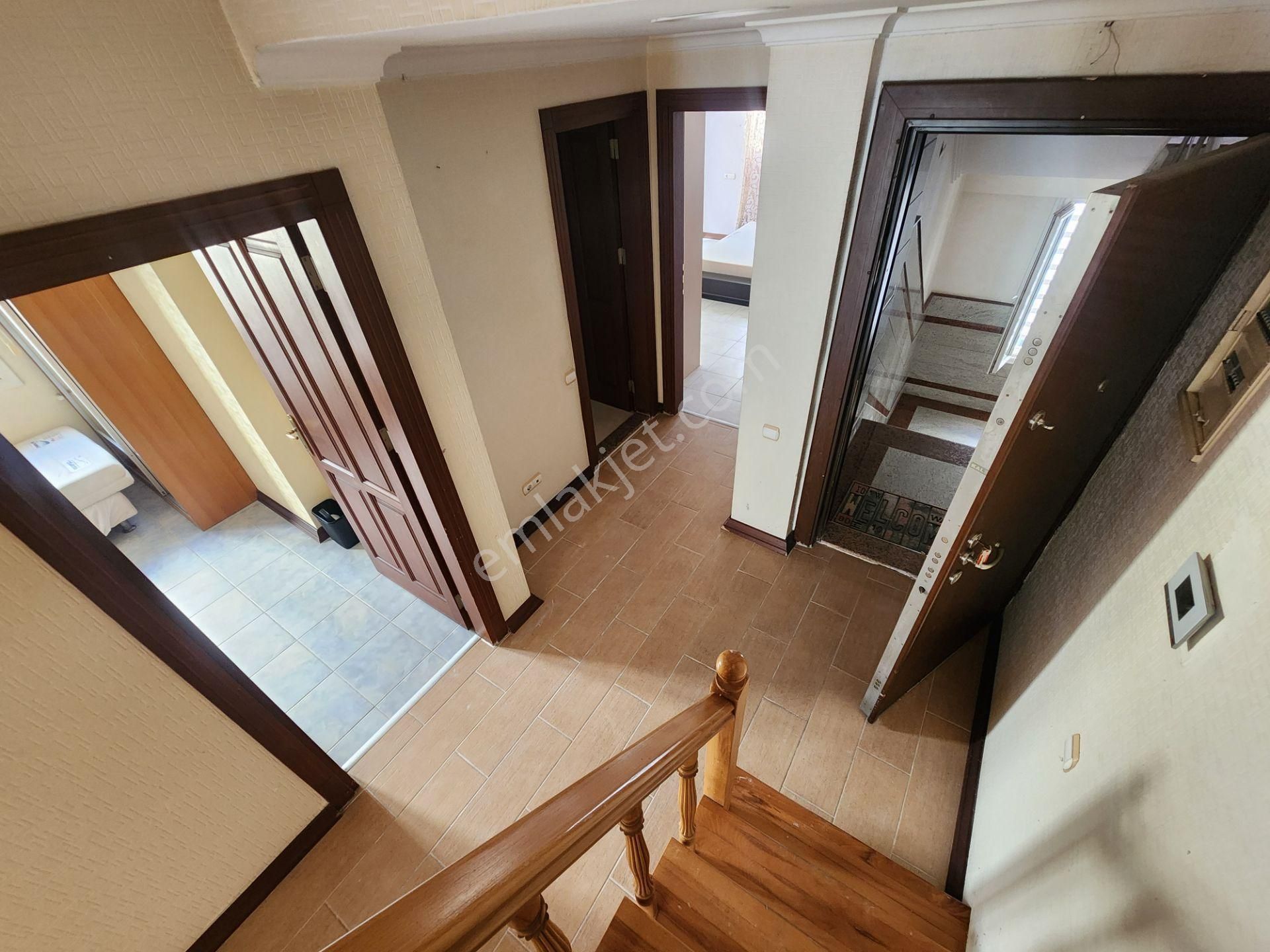 Havuzlu, Kapalı Otoparklı Sitede Satılık 200 M2 3+2 Dublex Daire - Görsel 26