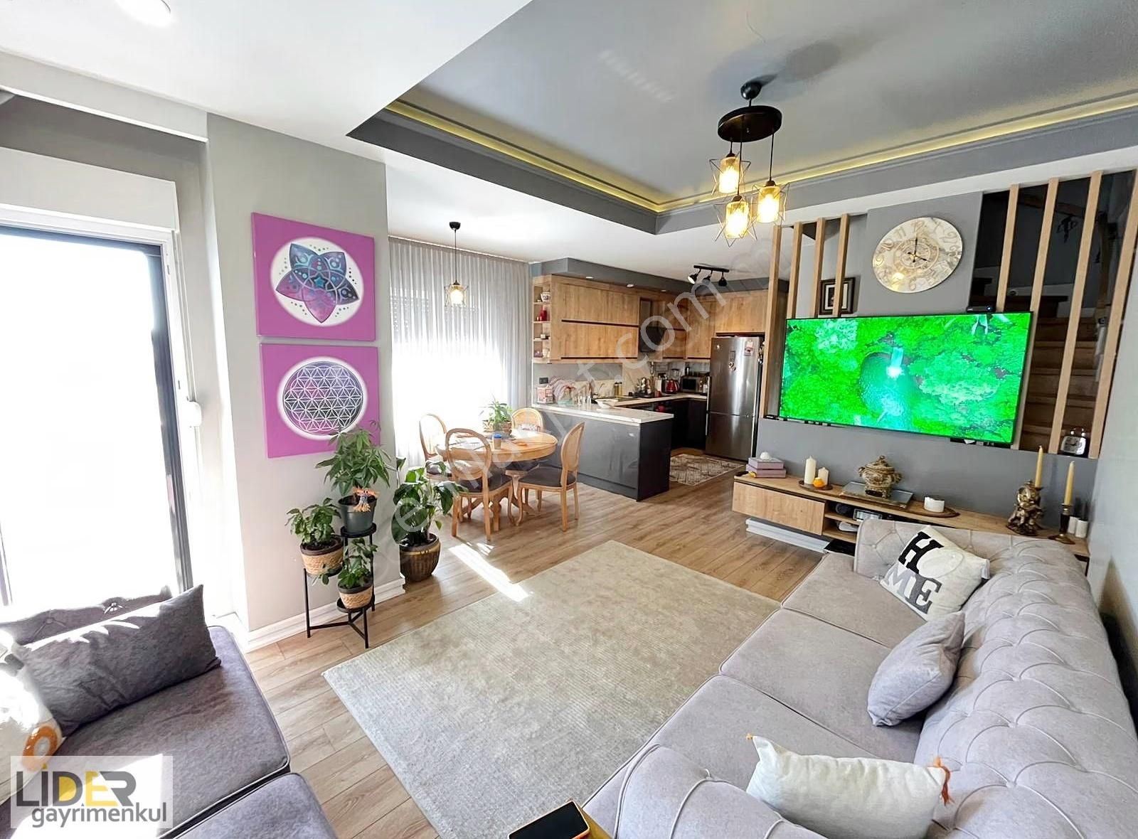 Lider'den İdealtepe Marmaraya Yakın Deniz Manzaralı Lüks 3+1 - Görsel 4