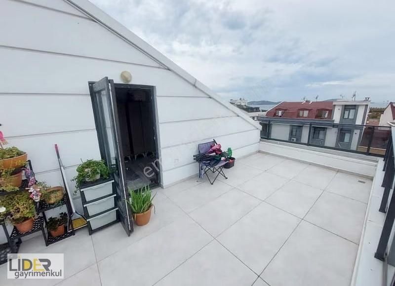 Lider'den Feyzullah Sahilde Deniz Manzaralı Ayrı M. 1+1 Dubleks! - Görsel 3