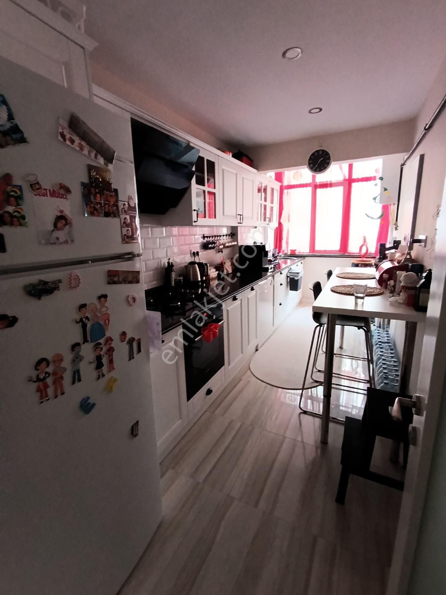 Kuzgun Sokakta Tamamen Yenilenmiş 3 + 1 - Görsel 7