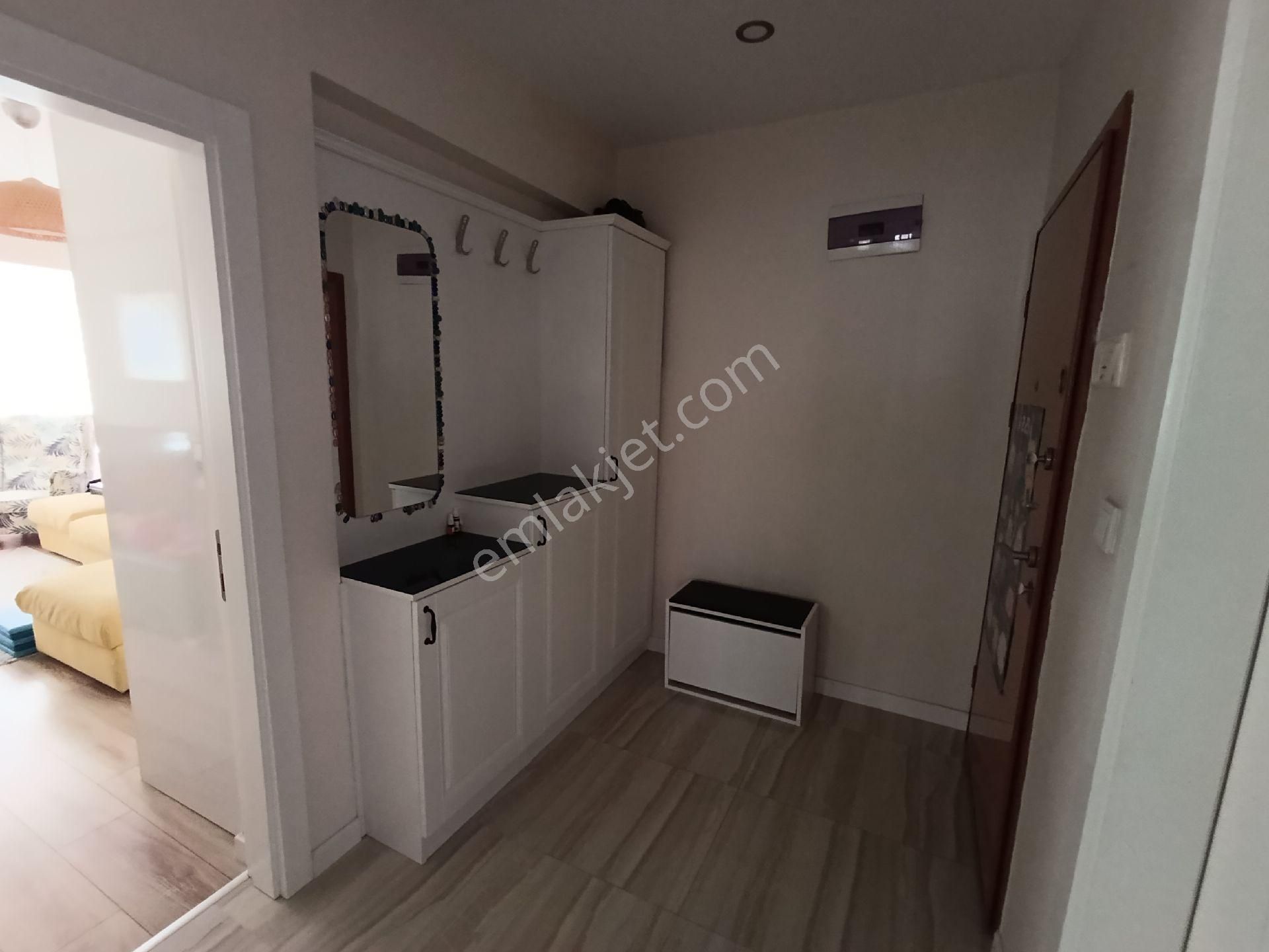 Kuzgun Sokakta Tamamen Yenilenmiş 3 + 1 - Görsel 14