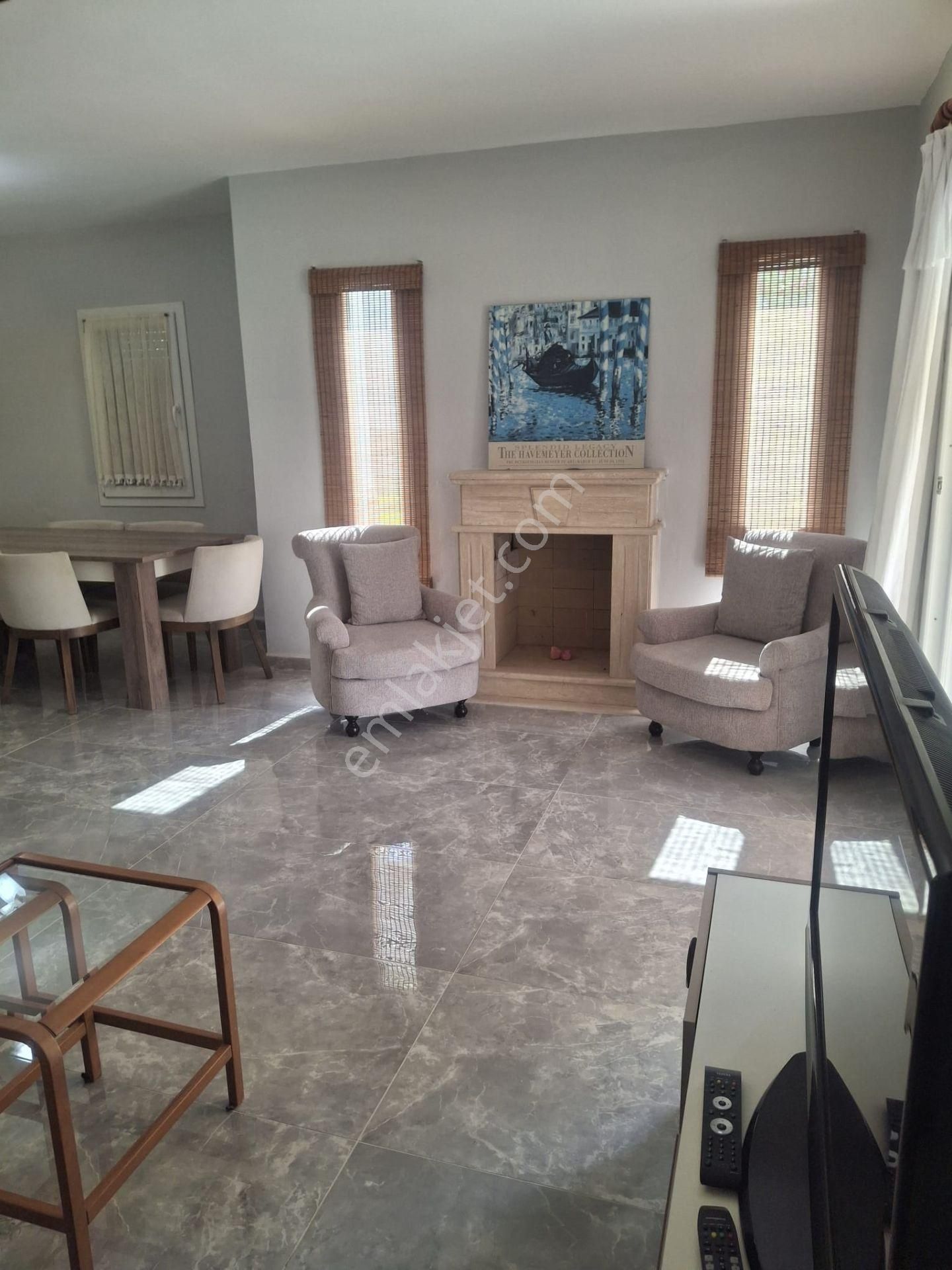 Boyalık Denize Çok Yakın Sitede Bakımlı Tadilatlı Yenilenmiş 3+1 - Görsel 15