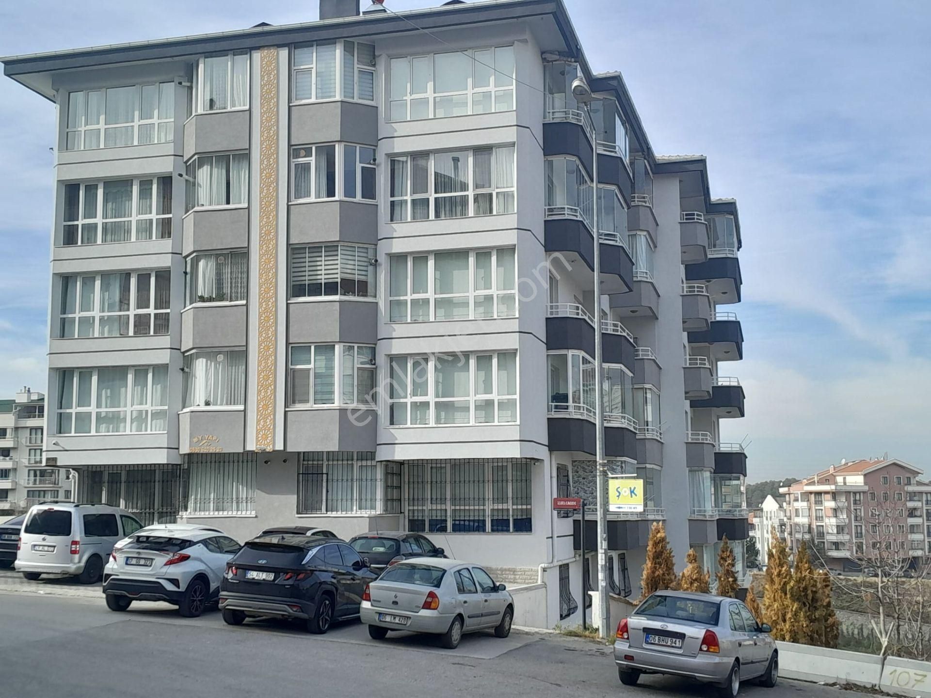 Dikmen Karapınarda Bakımlı, Asansörlü ,manzaralı ,1+1 ,kombili ,75 M2 - Görsel 9