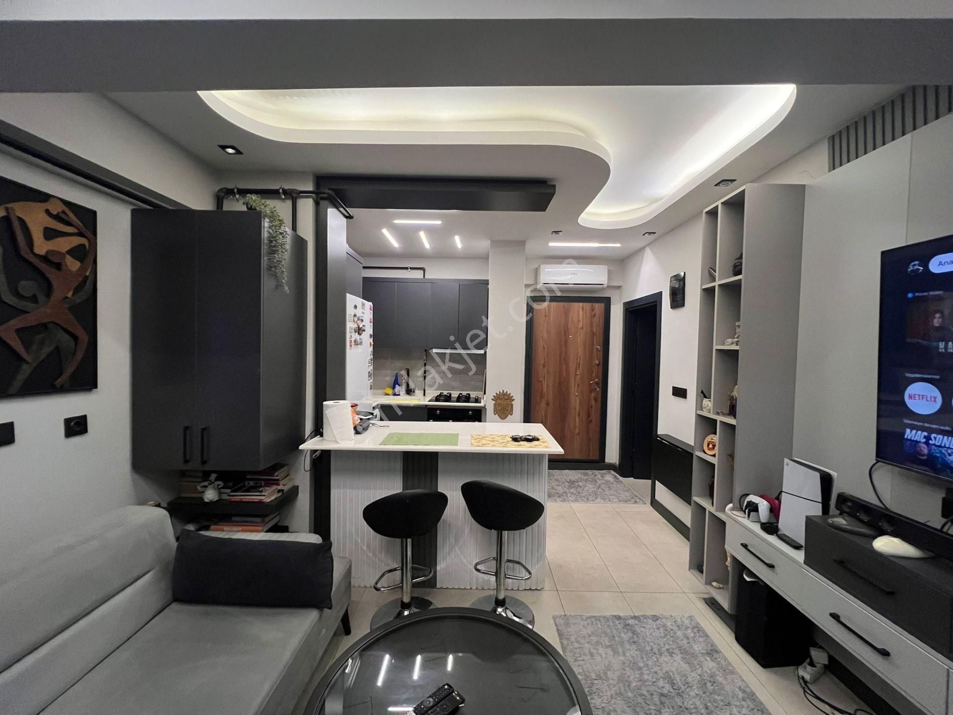 Araştırma Hastanesine Yürüyüş Mesafeli Lüks Full Eşyalı 1+1