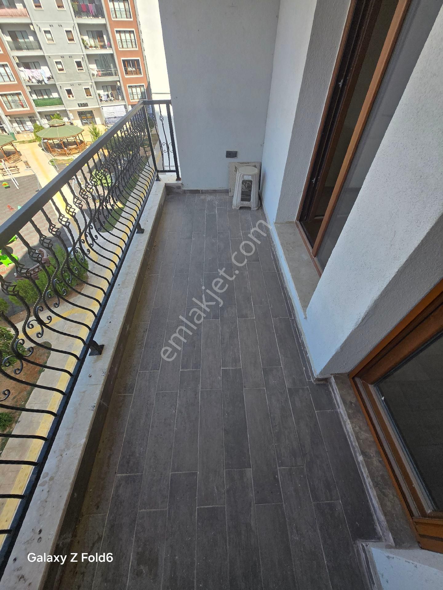 Vesileden Buruk Tokide Kombili 3+1 - Görsel 10