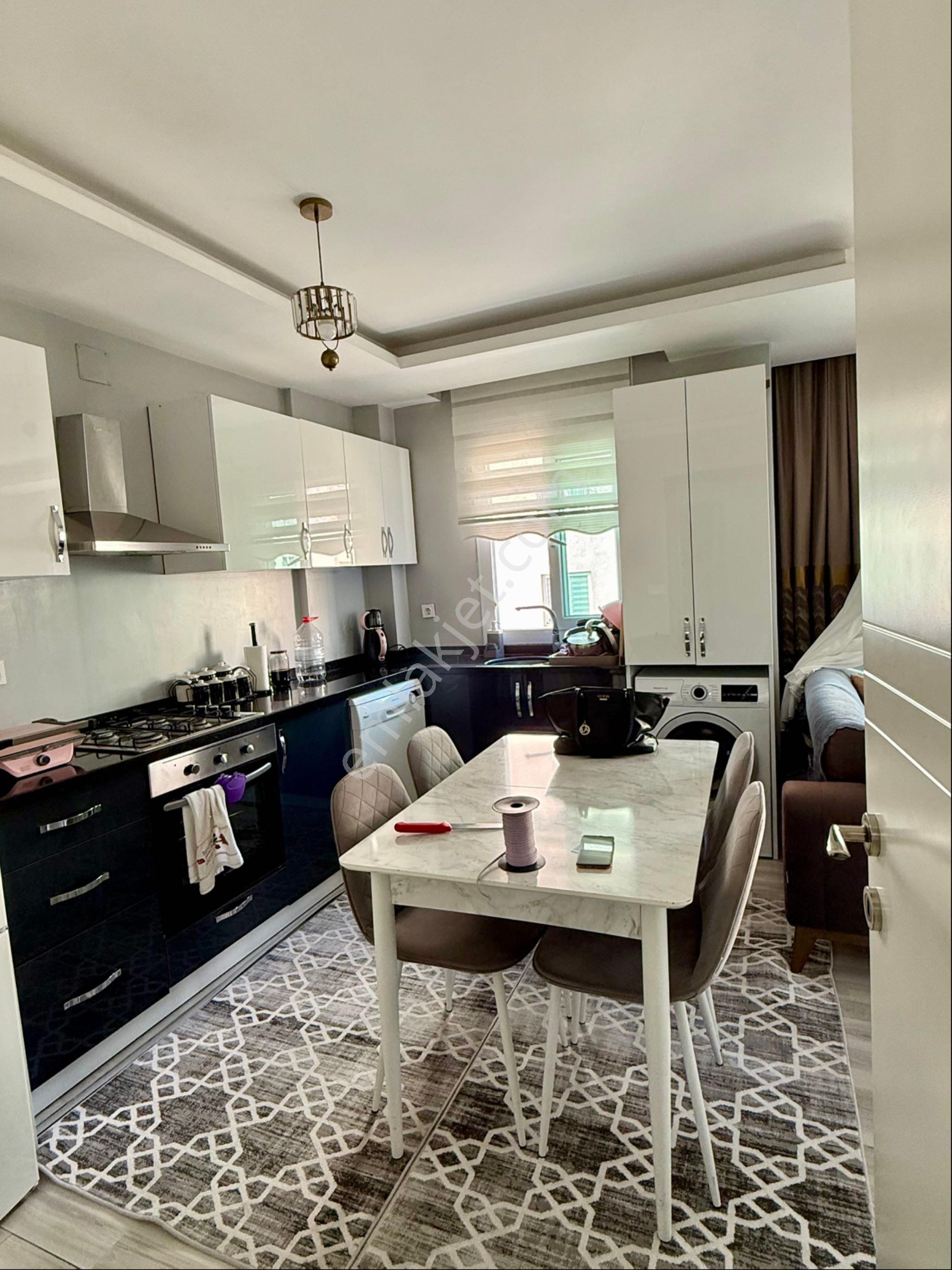 Yeşilyurt Hediye Sultan 2+1+80m2+ful Yapılı+doğalgaz+geniş Oturum - Görsel 9