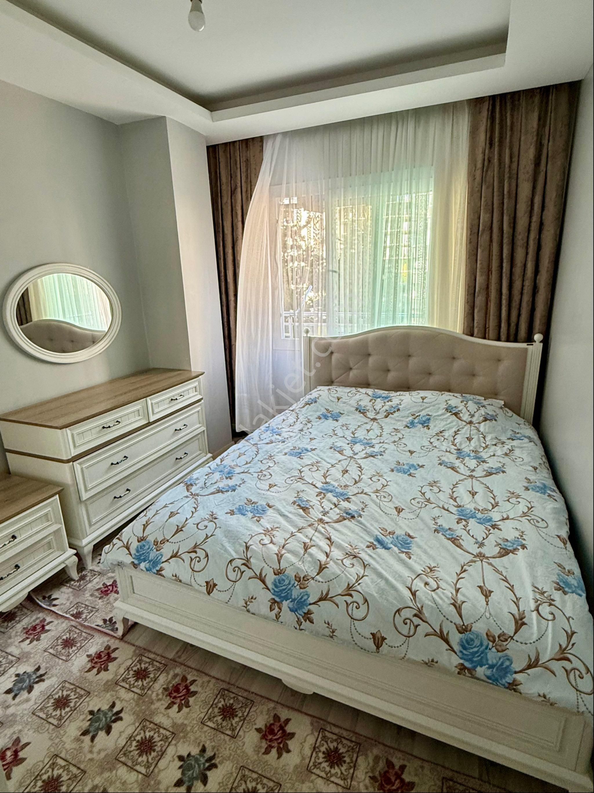 Yeşilyurt Hediye Sultan 2+1+80m2+ful Yapılı+doğalgaz+geniş Oturum - Görsel 13