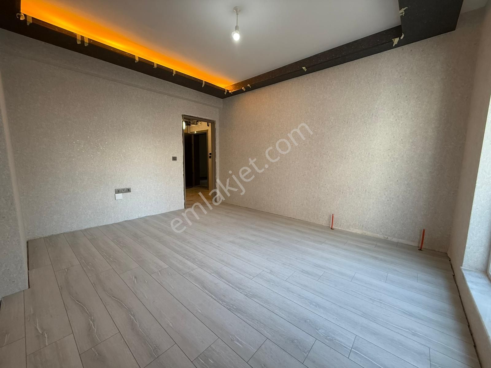 Hisar Mahallesi'nde E. Banyolu Full+full Yapılı Sıfır 3+1 Daire! - Görsel 19