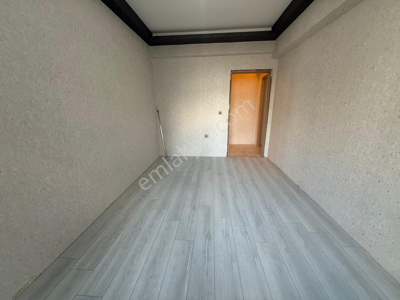 Hisar Mahallesi'nde E. Banyolu Full+full Yapılı Sıfır 3+1 Daire! - Görsel 17