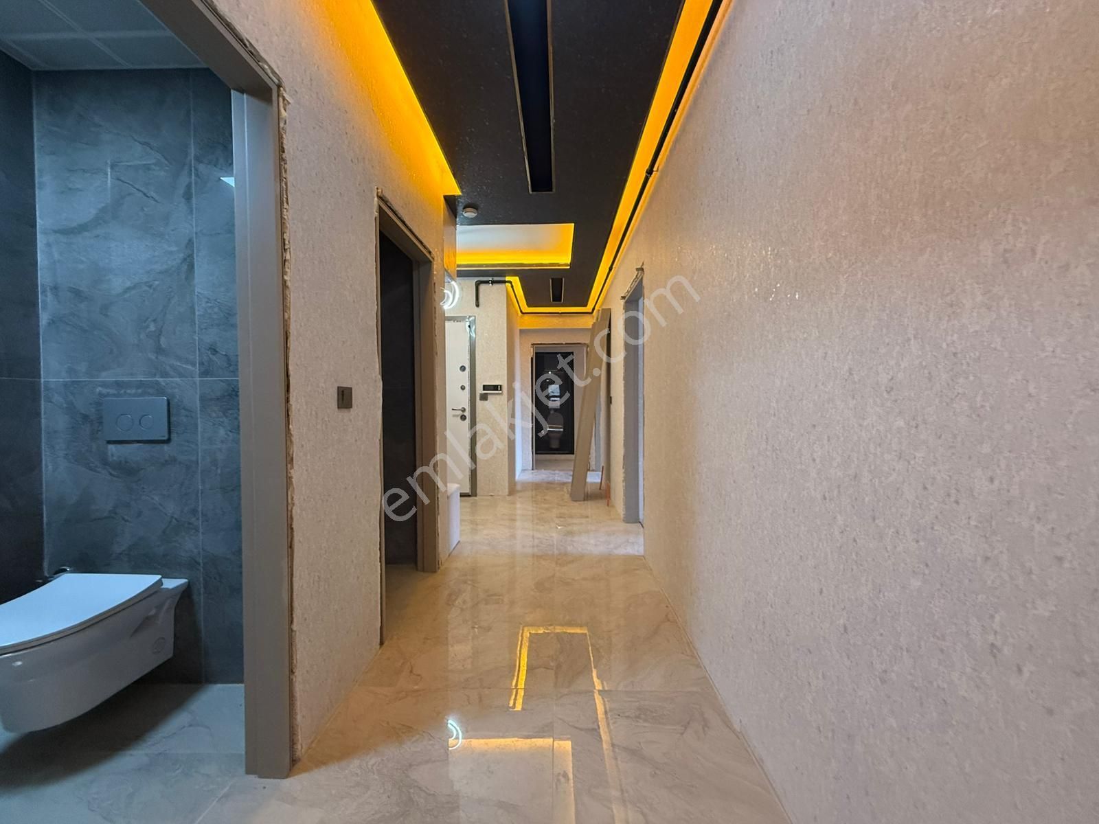 Hisar Mahallesi'nde E. Banyolu Full+full Yapılı Sıfır 3+1 Daire! - Görsel 27