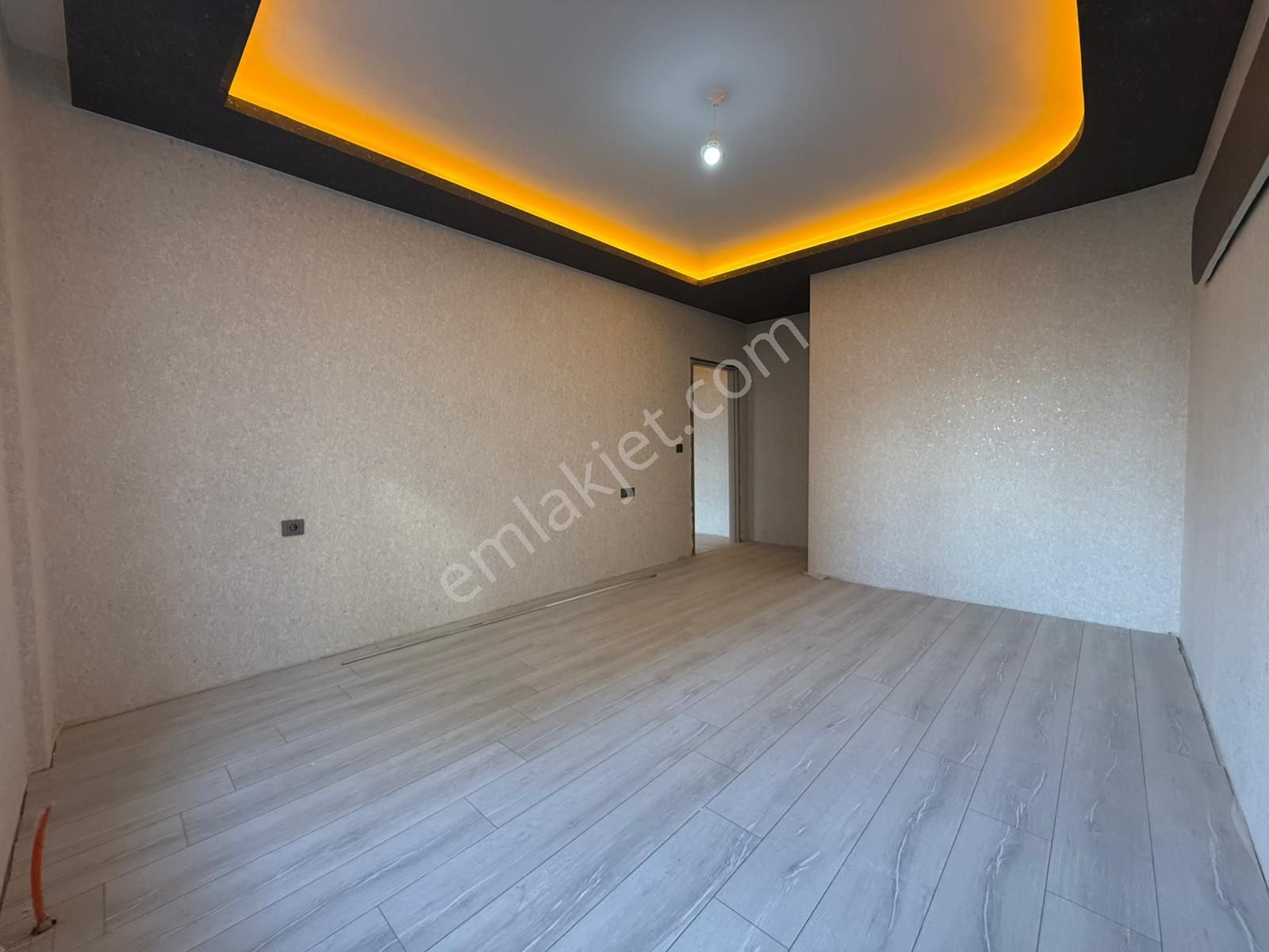 Hisar Mahallesi'nde E. Banyolu Full+full Yapılı Sıfır 3+1 Daire! - Görsel 18