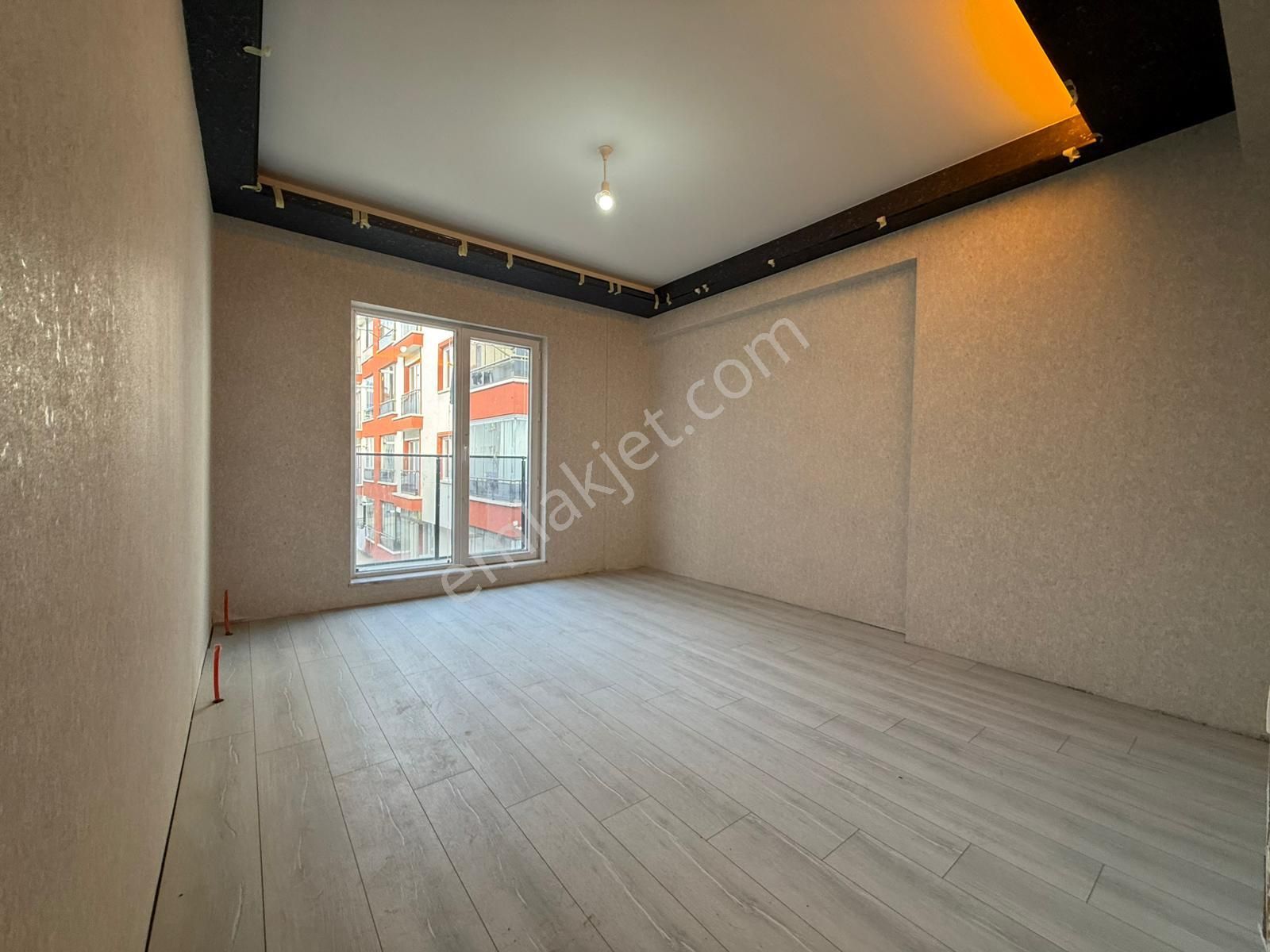 Hisar Mahallesi'nde E. Banyolu Full+full Yapılı Sıfır 3+1 Daire! - Görsel 16
