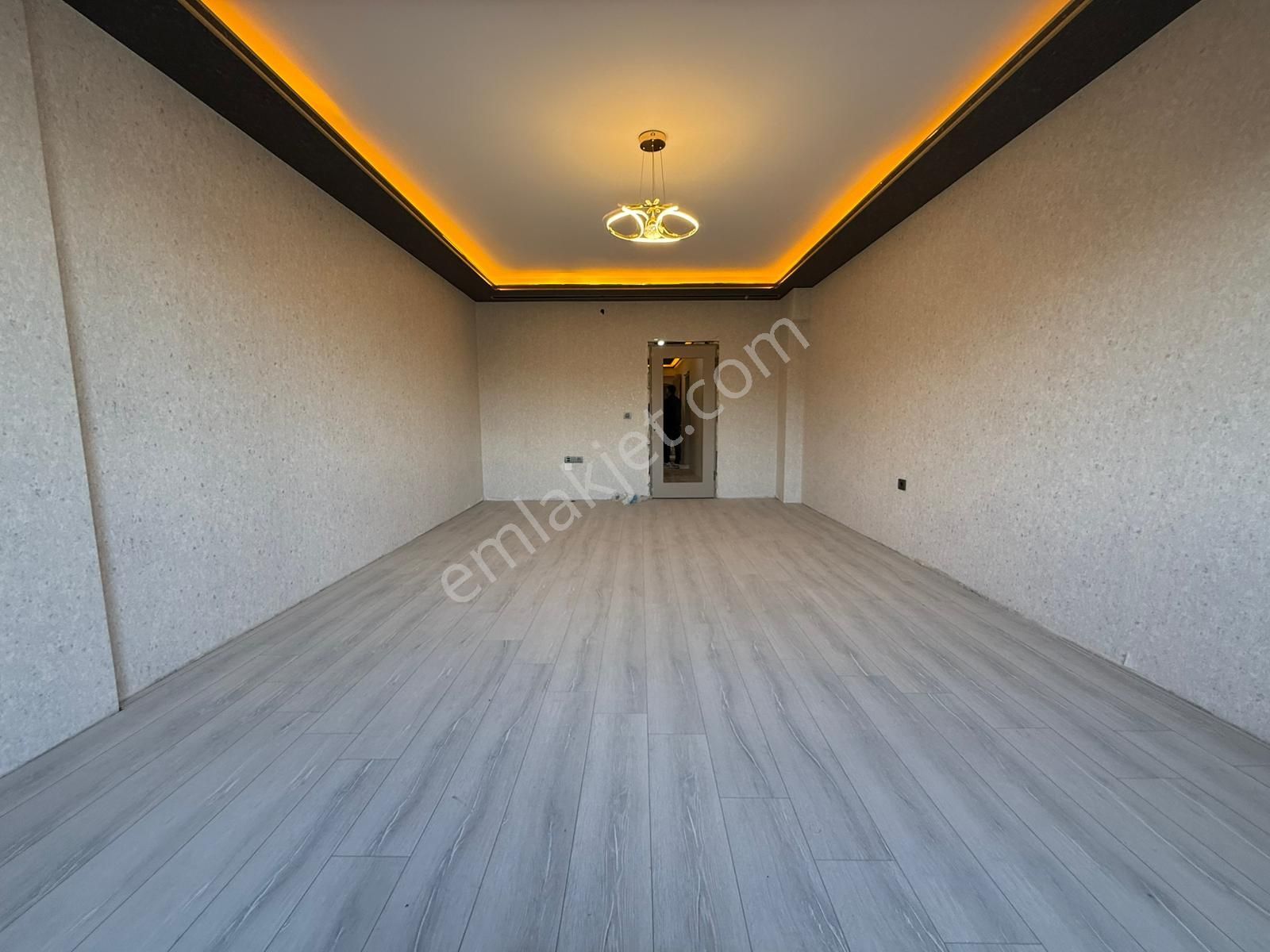 Hisar Mahallesi'nde E. Banyolu Full+full Yapılı Sıfır 3+1 Daire! - Görsel 24
